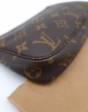 Louis Vuitton Pochette Accessoires