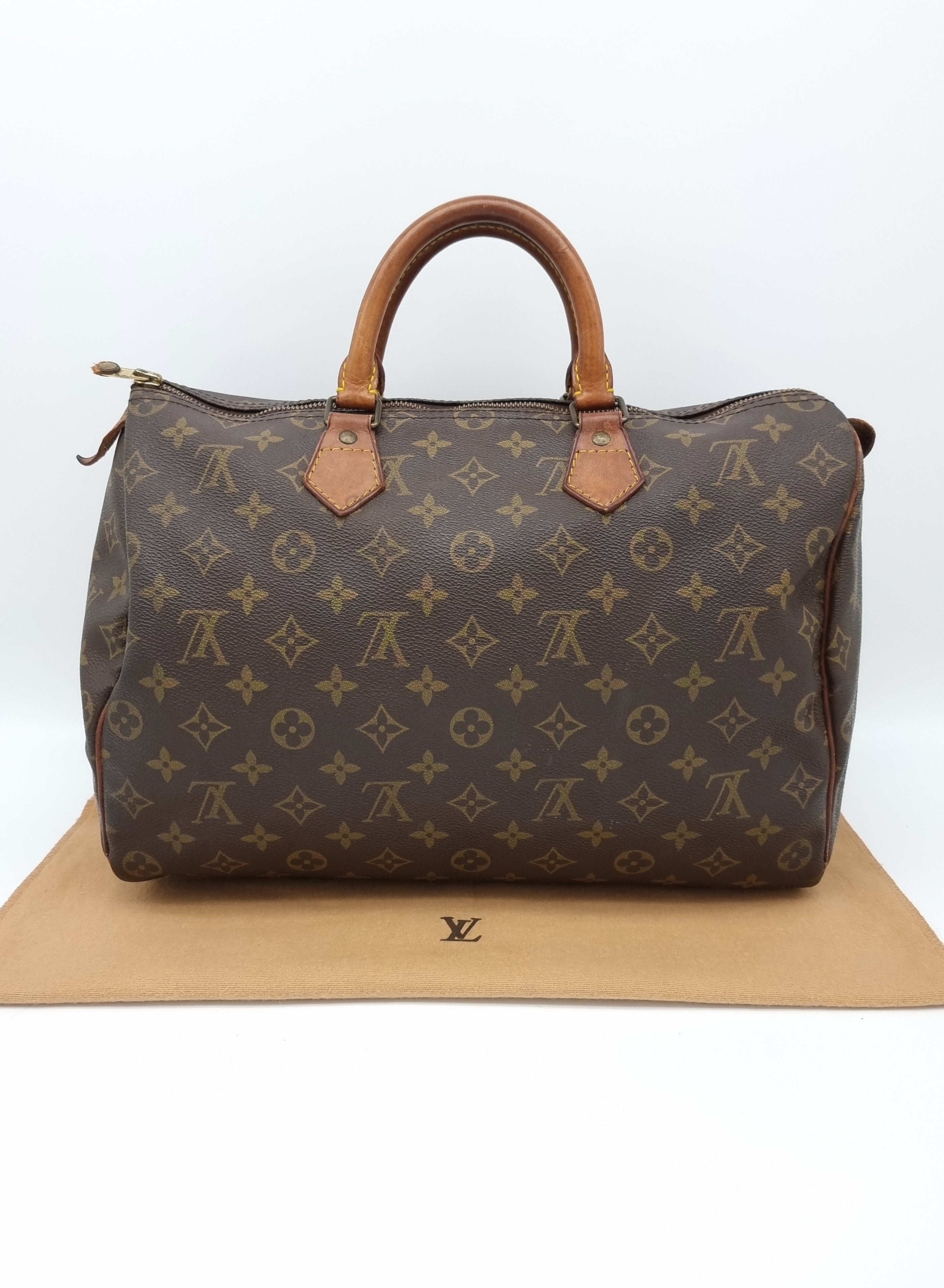 Louis Vuitton Speedy 35