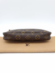 Louis Vuitton Pochette Accessoires