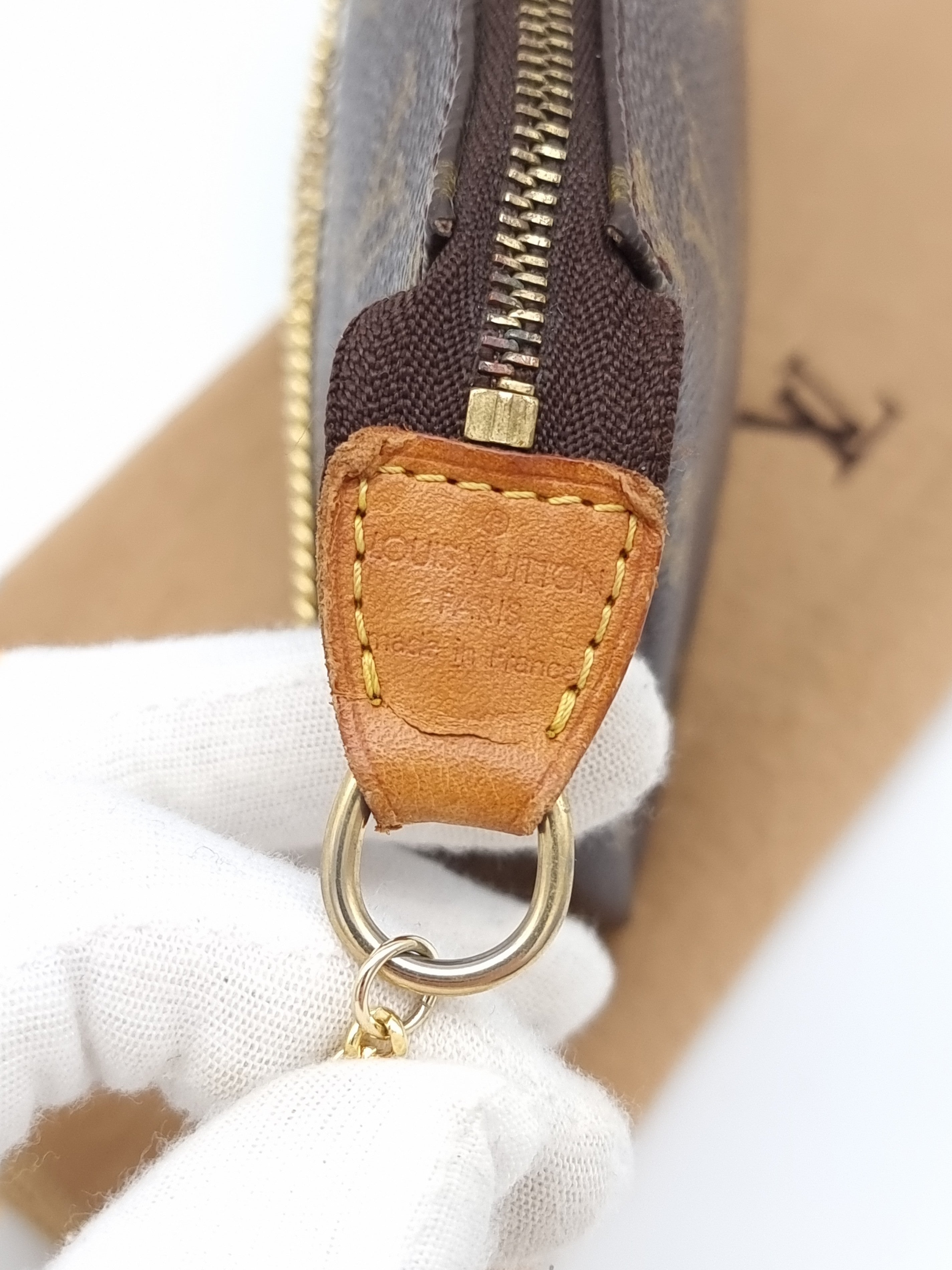 Louis Vuitton Pochette Accessoires
