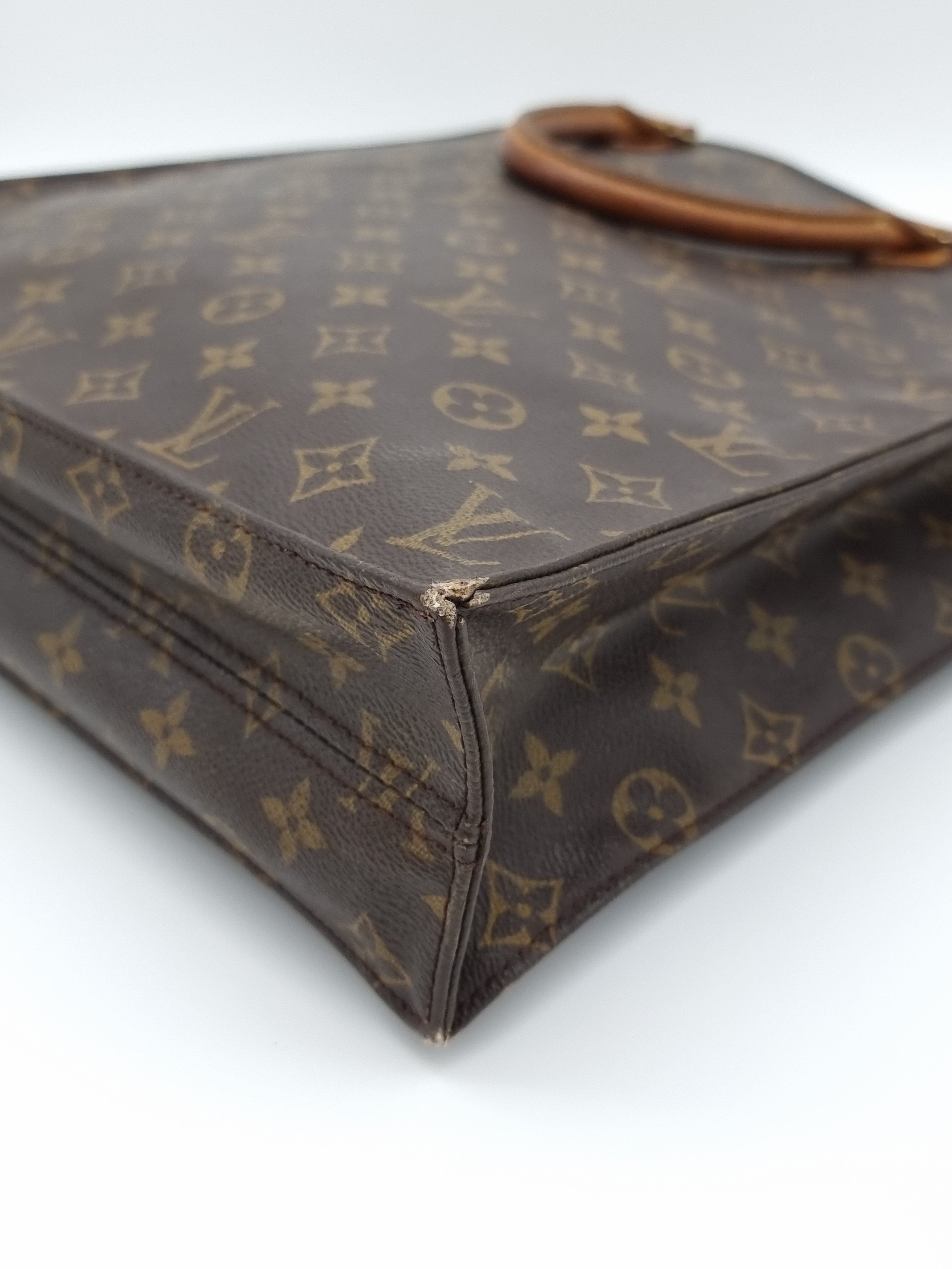 Louis Vuitton Sac Plat