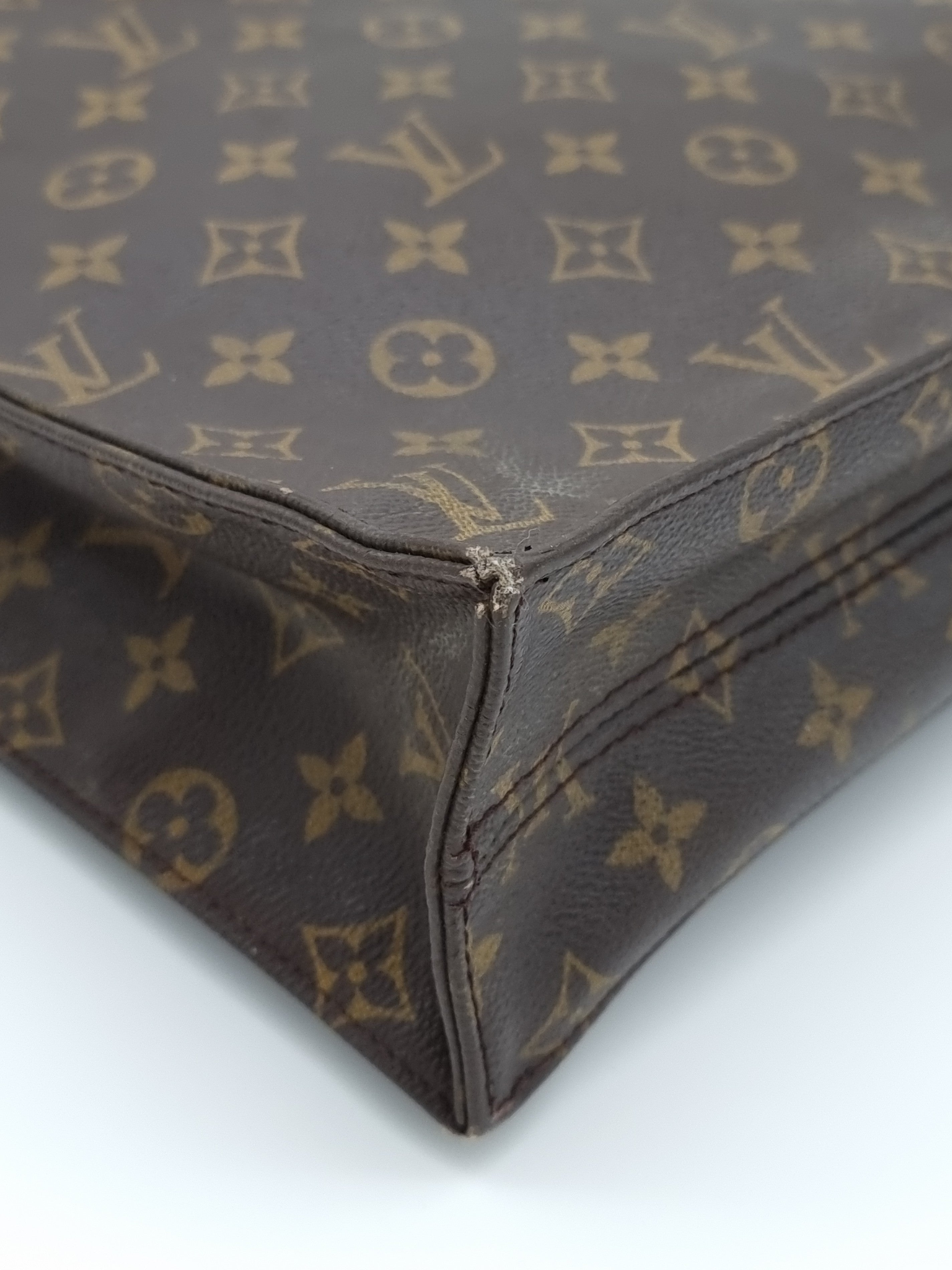 Louis Vuitton Sac Plat