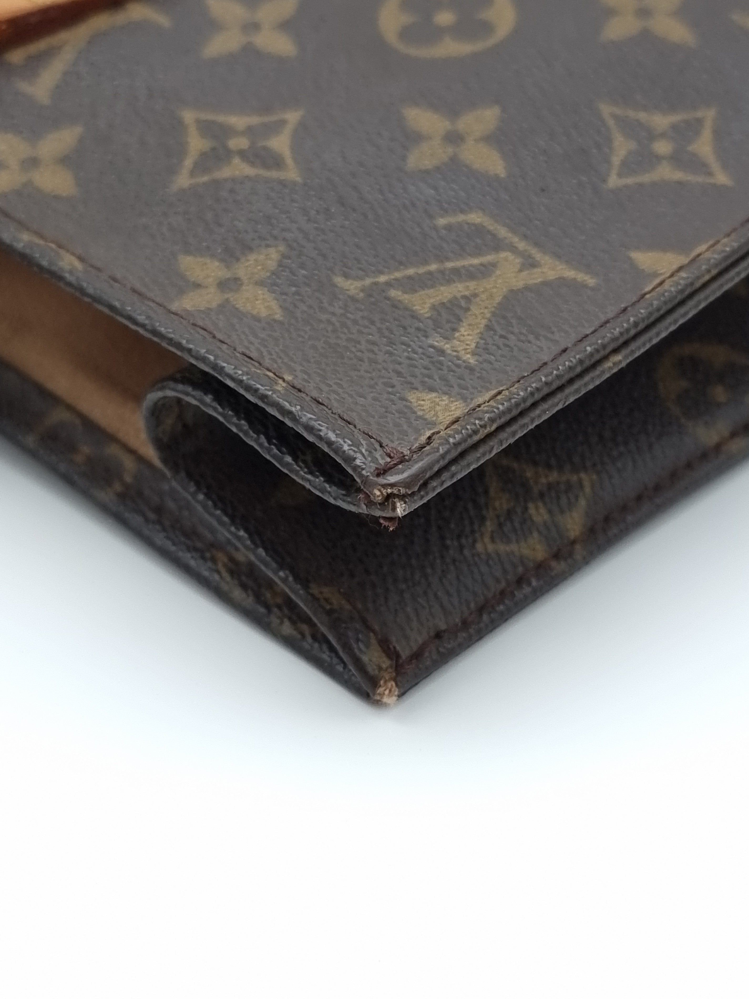 Louis Vuitton Sac Plat