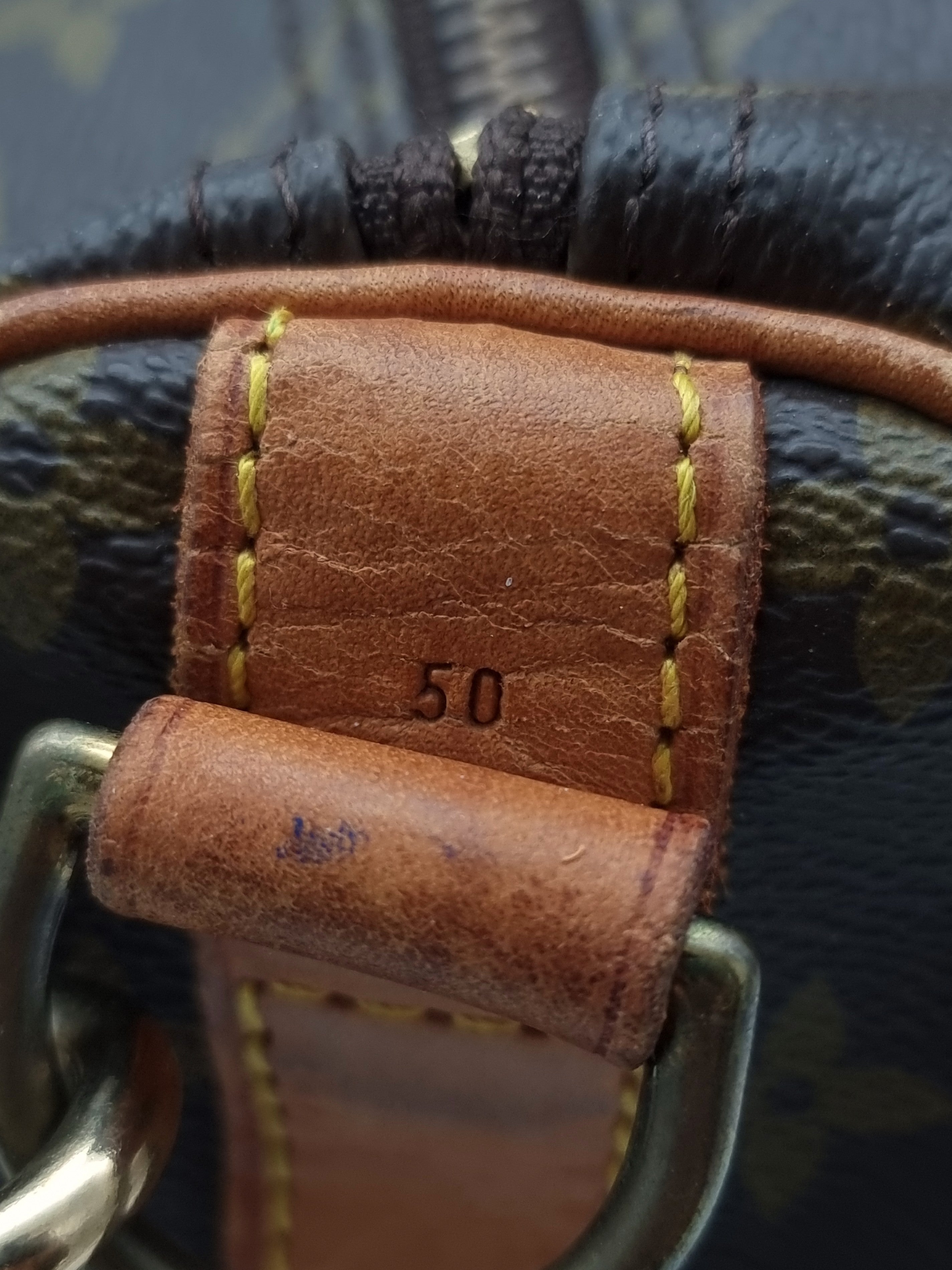 Louis Vuitton Keepall 50 Bandouliere