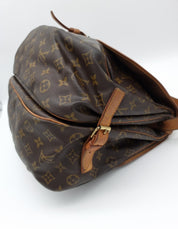 Louis Vuitton Saumur 35
