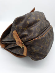 Louis Vuitton Saumur 35