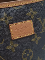 Louis Vuitton Saumur 35