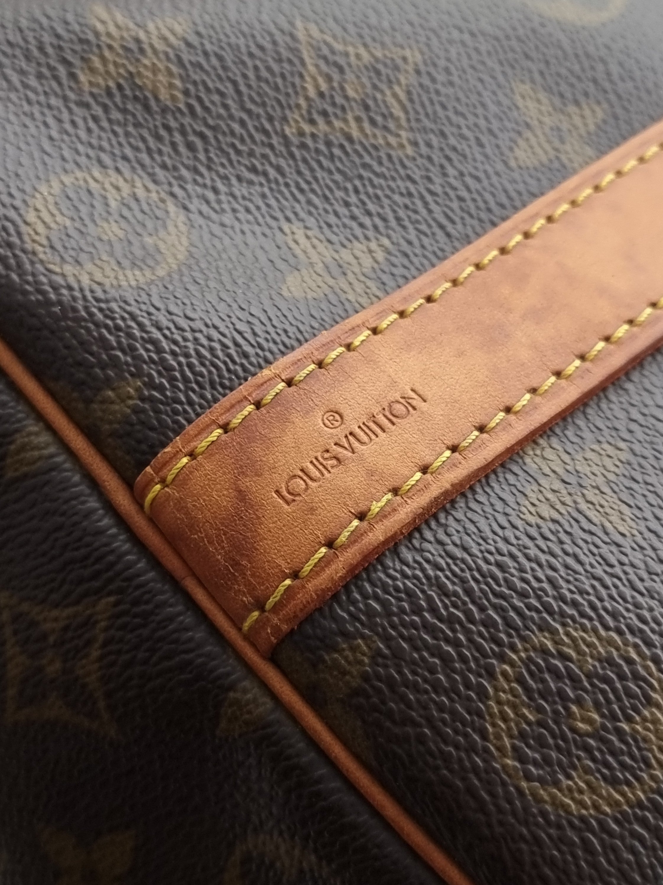 Louis Vuitton Keepall 50 Bandouliere