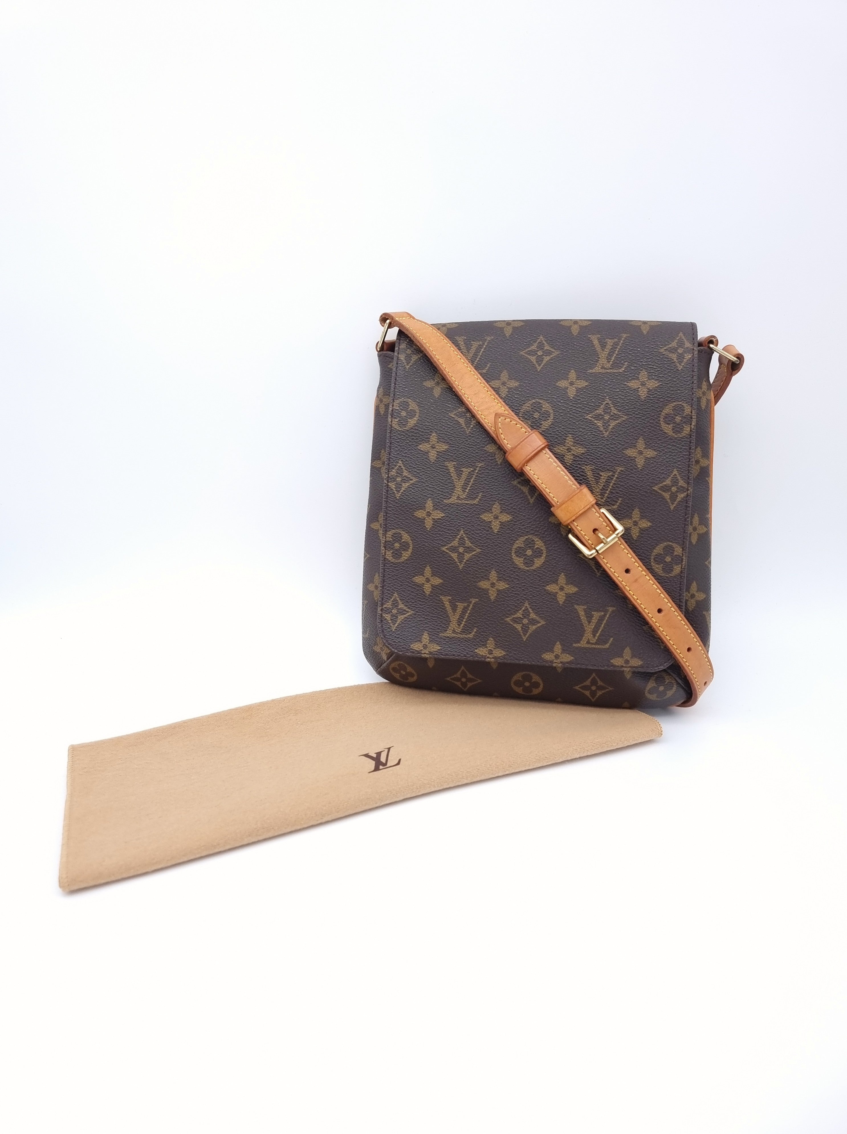 Louis Vuitton Musette Salsa