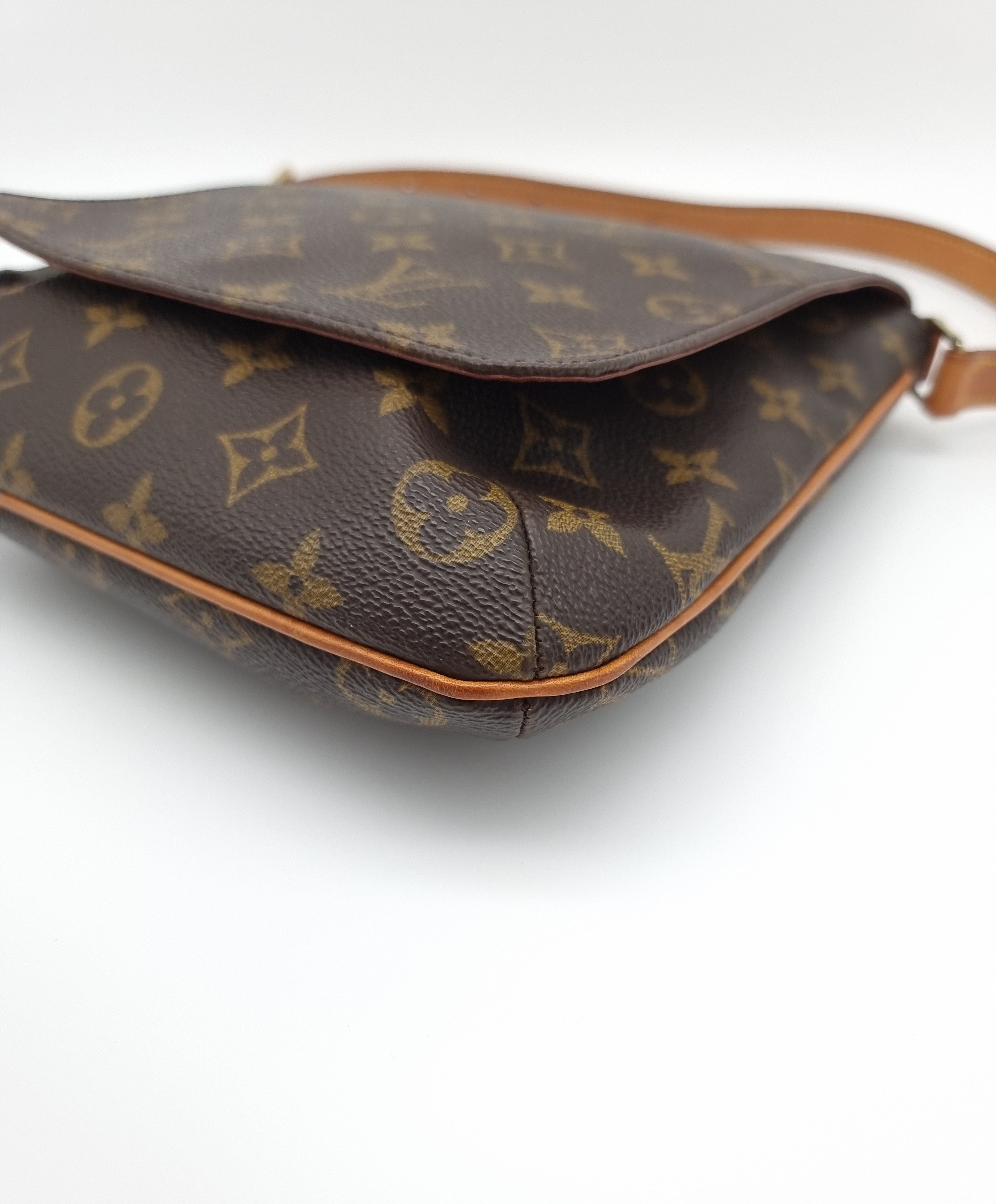 Louis Vuitton Musette Salsa