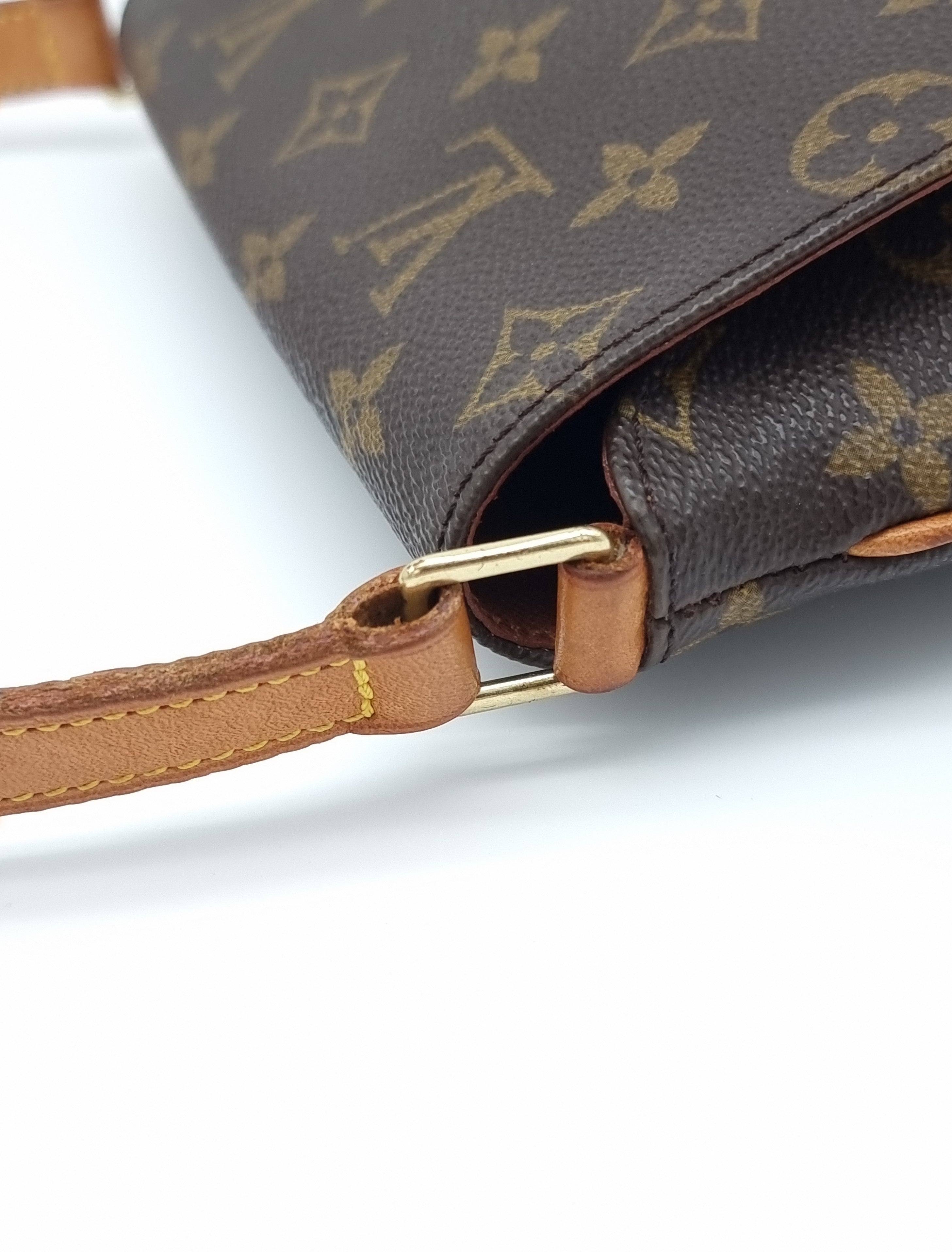Louis Vuitton Musette Salsa