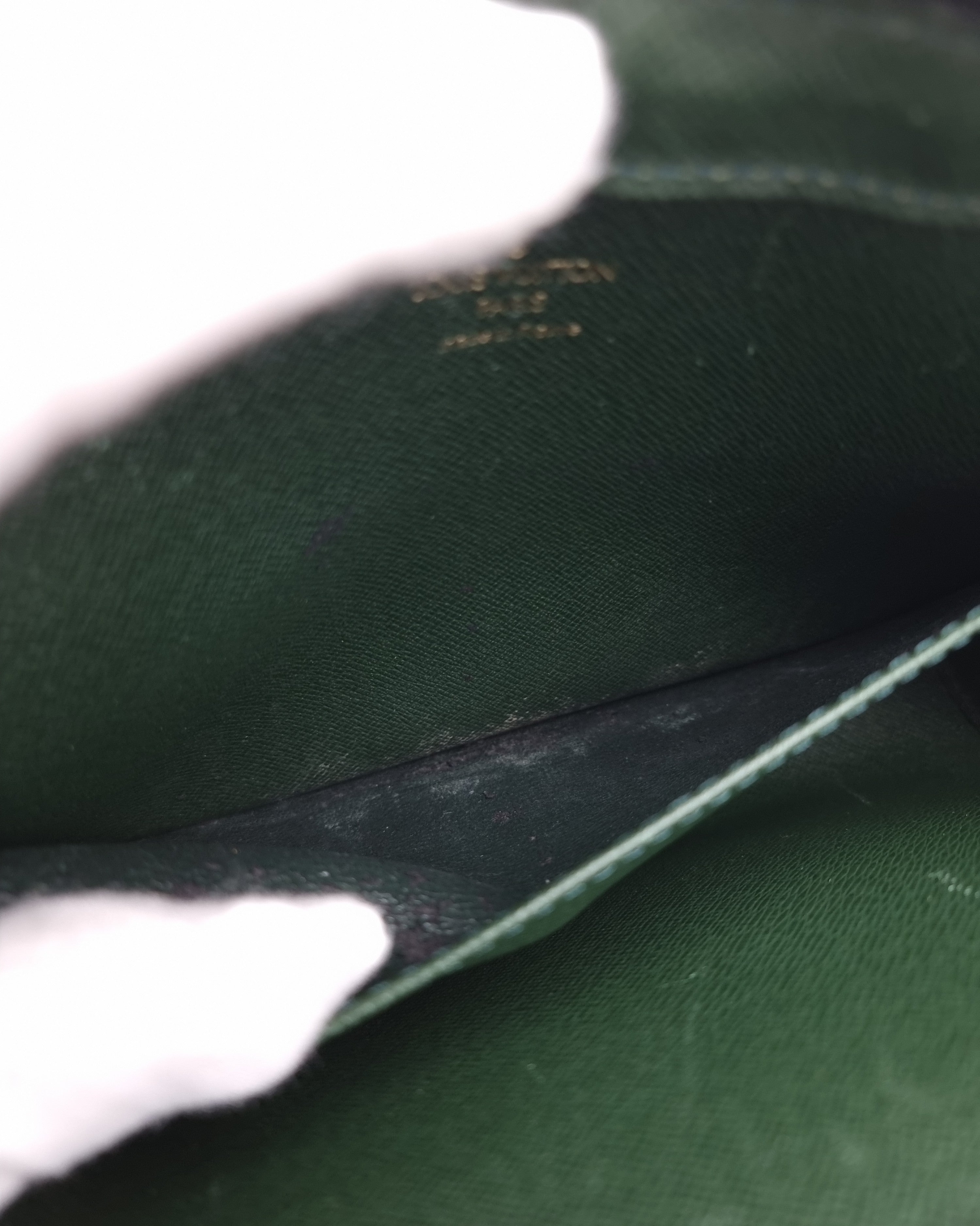 Louis Vuitton Taiga Baikal