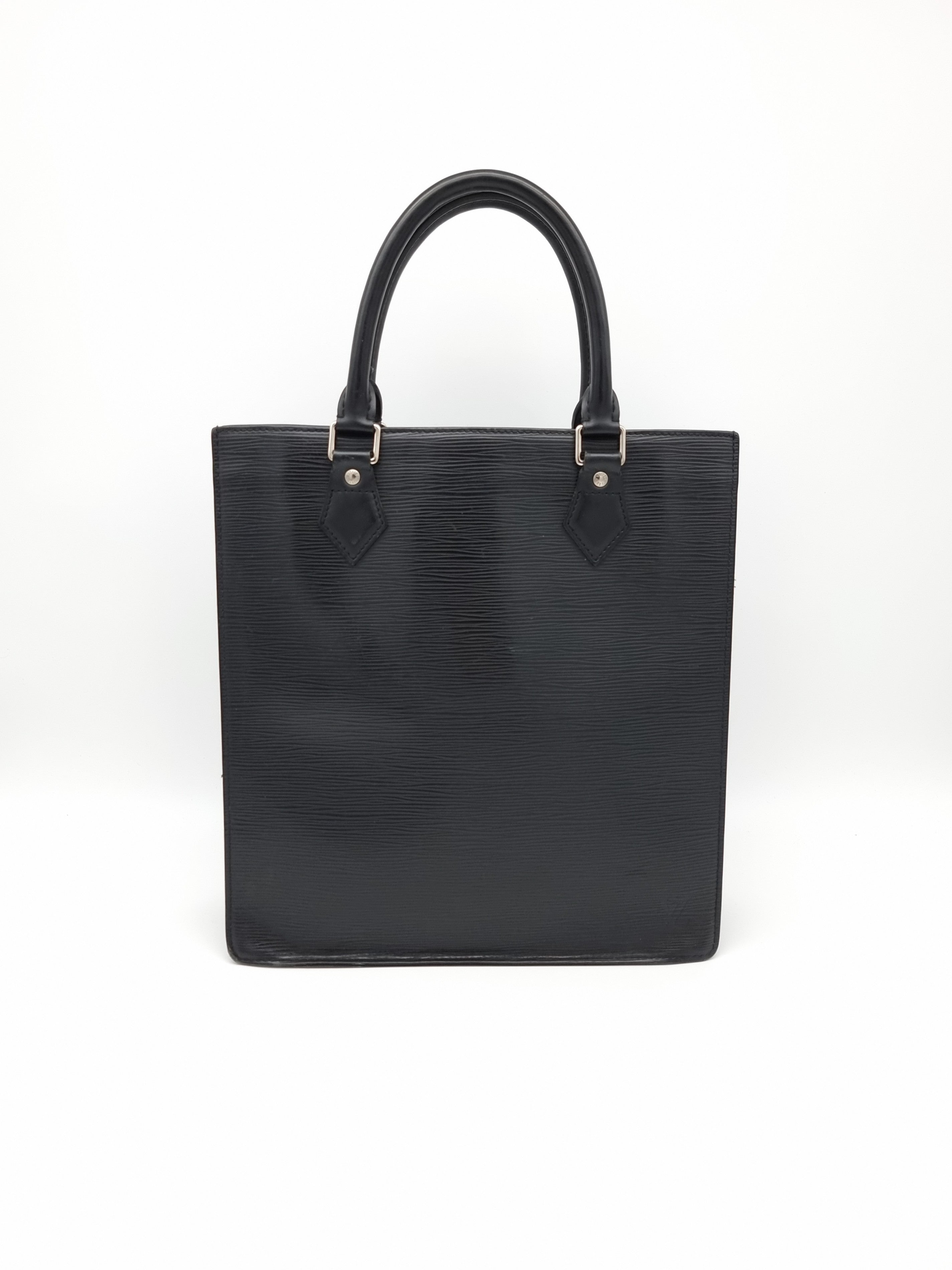 Louis Vuitton Epi Sac Plat