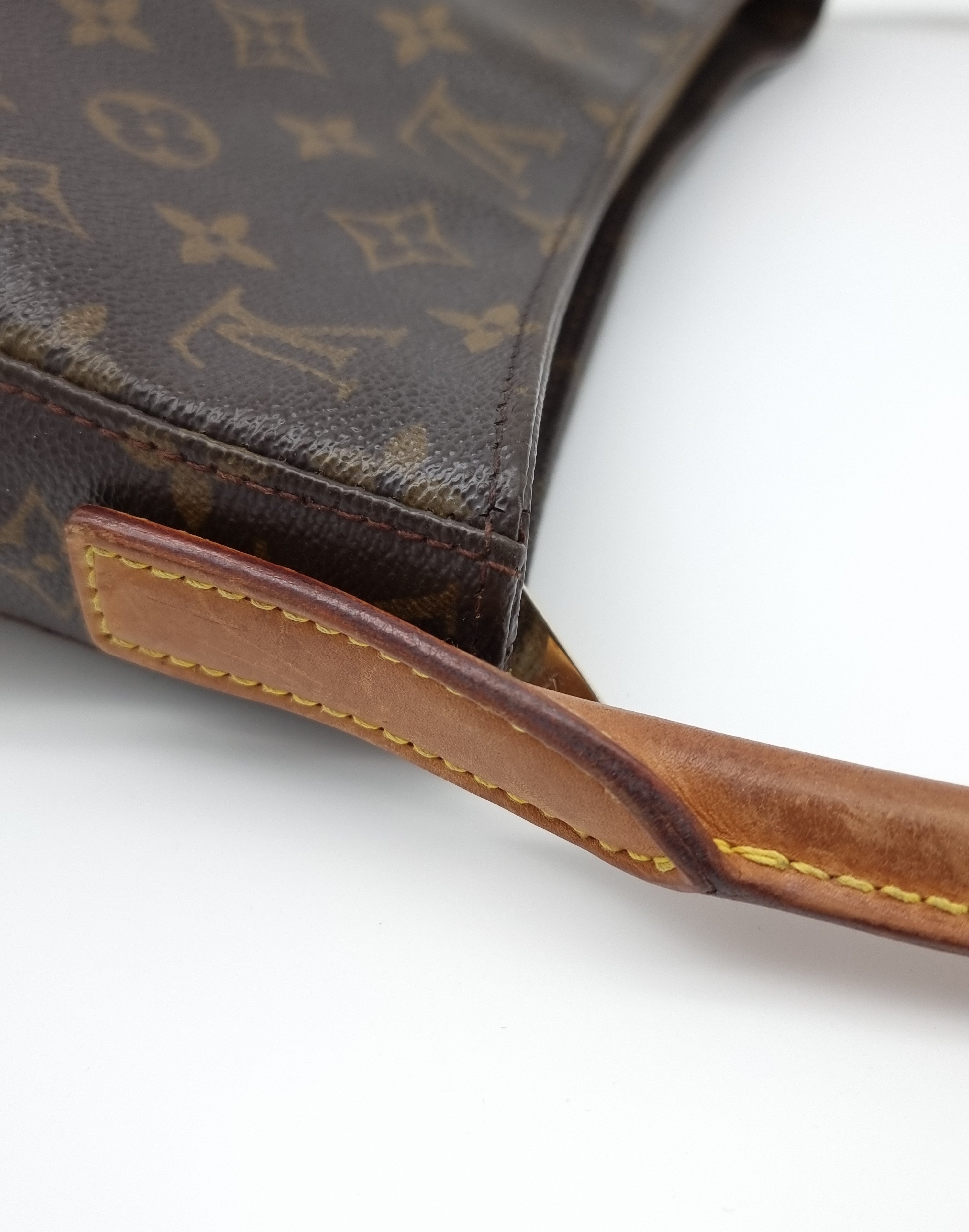 Louis Vuitton Looping GM