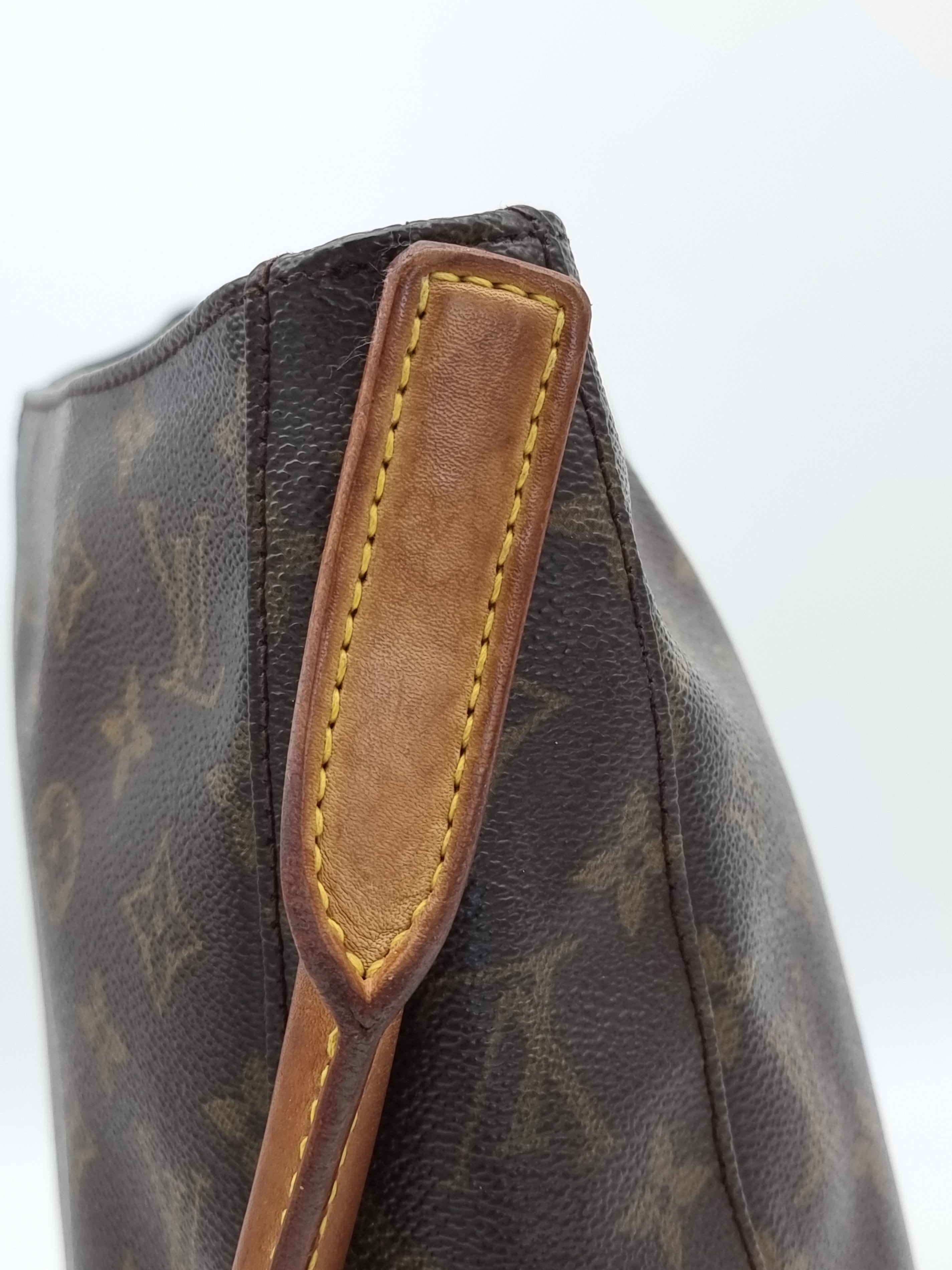 Louis Vuitton Looping GM