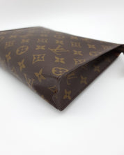 Louis Vuitton Poche Toilette 26