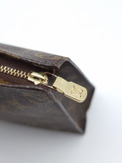 Louis Vuitton Poche Toilette 26