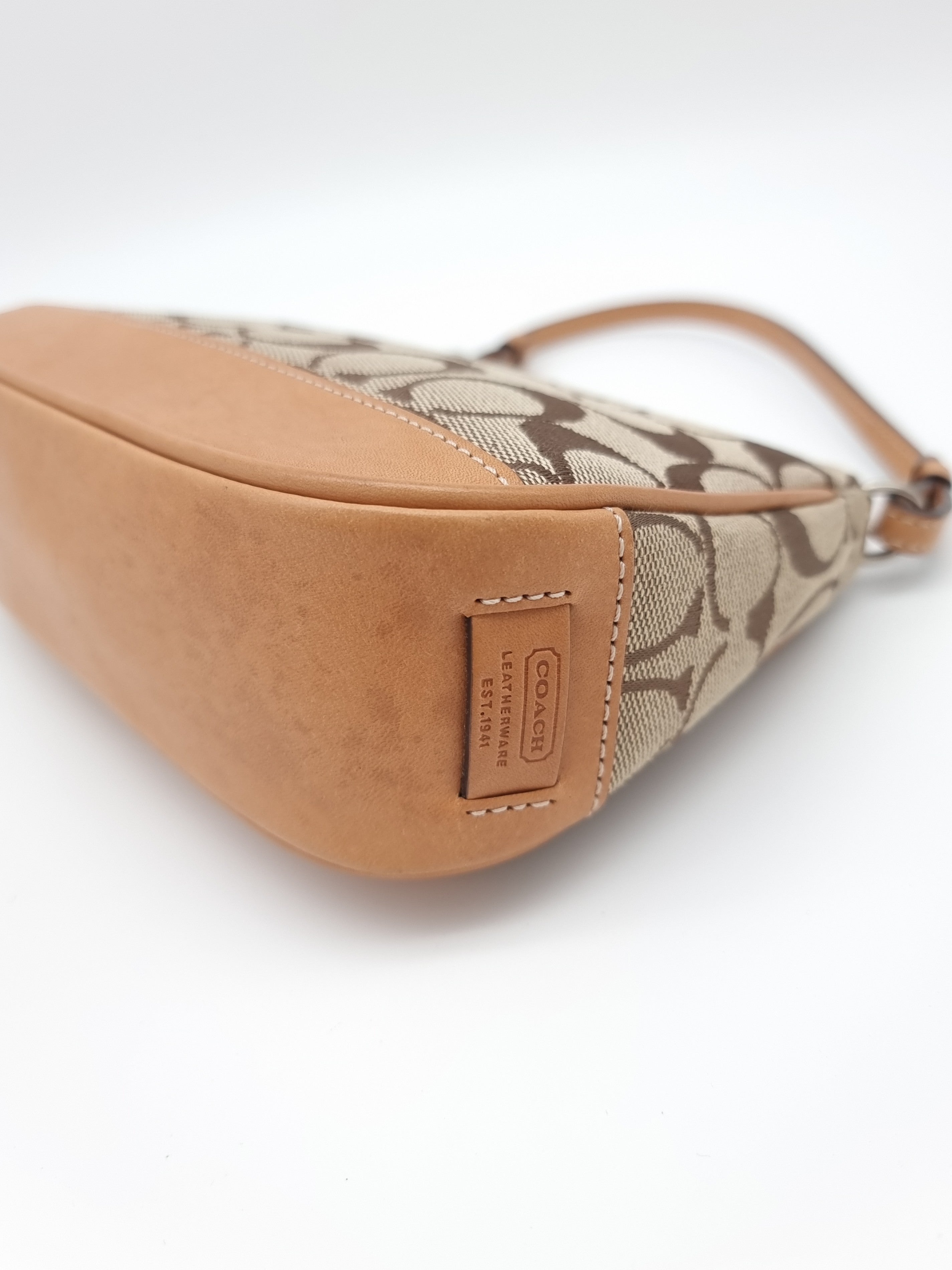 Coach Signature Pouch