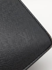Louis Vuitton Porte Documents Taiga