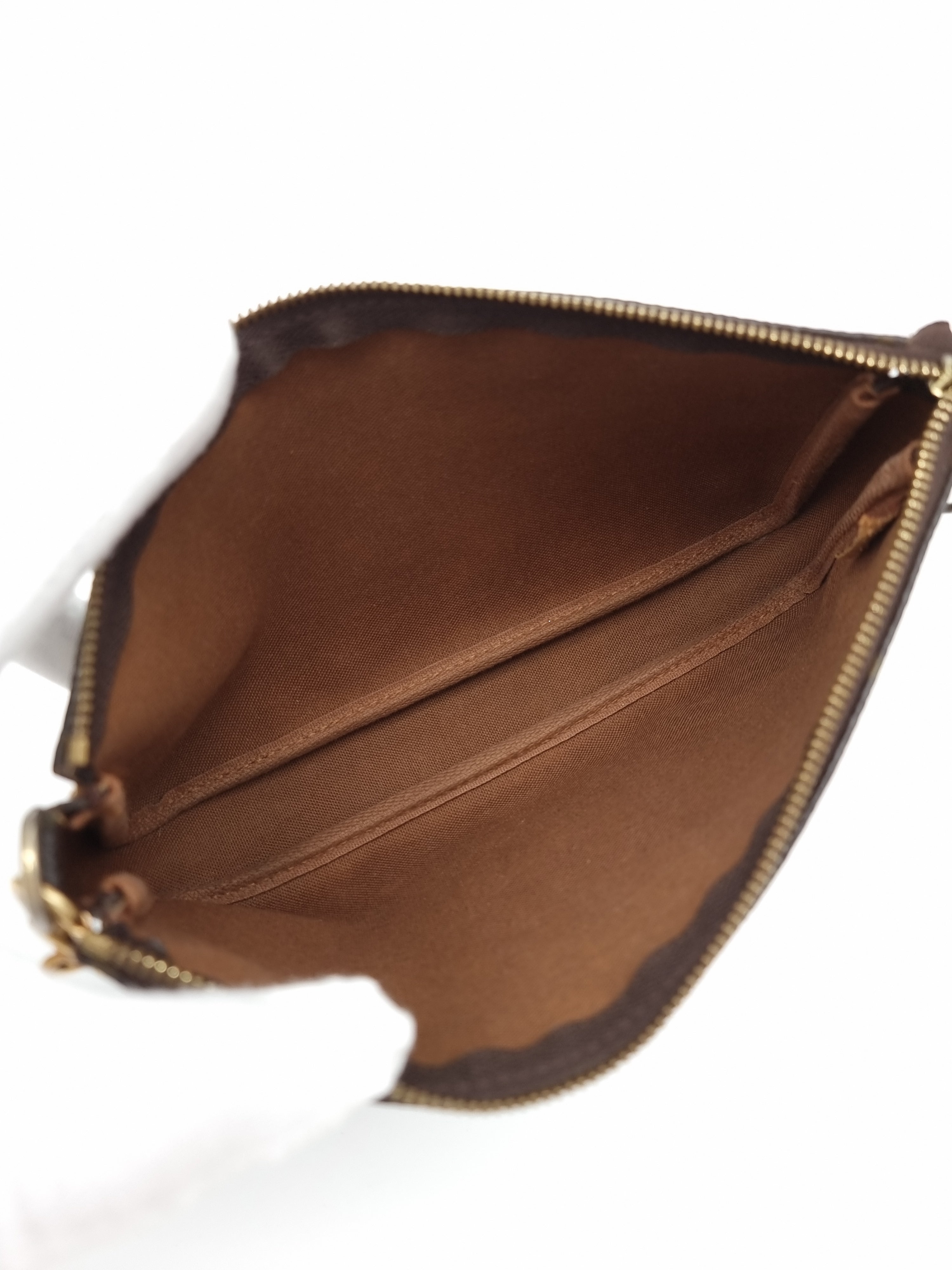 Louis Vuitton Pochette Accessoires