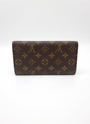 Louis Vuitton Trifold Lompakko