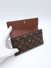 Louis Vuitton Trifold Lompakko