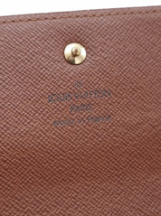 Louis Vuitton Trifold Lompakko