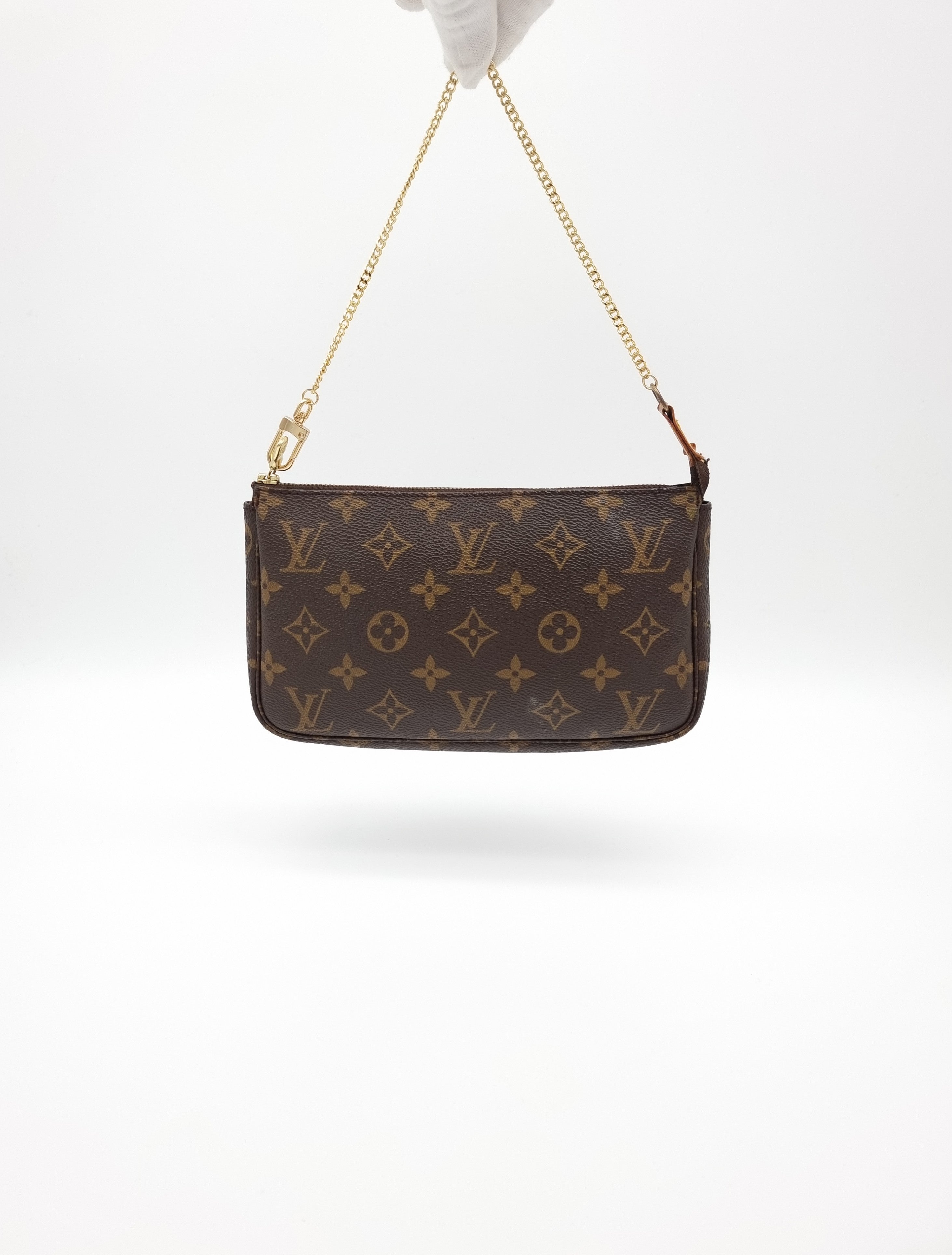 Louis Vuitton Pochette Accessoires