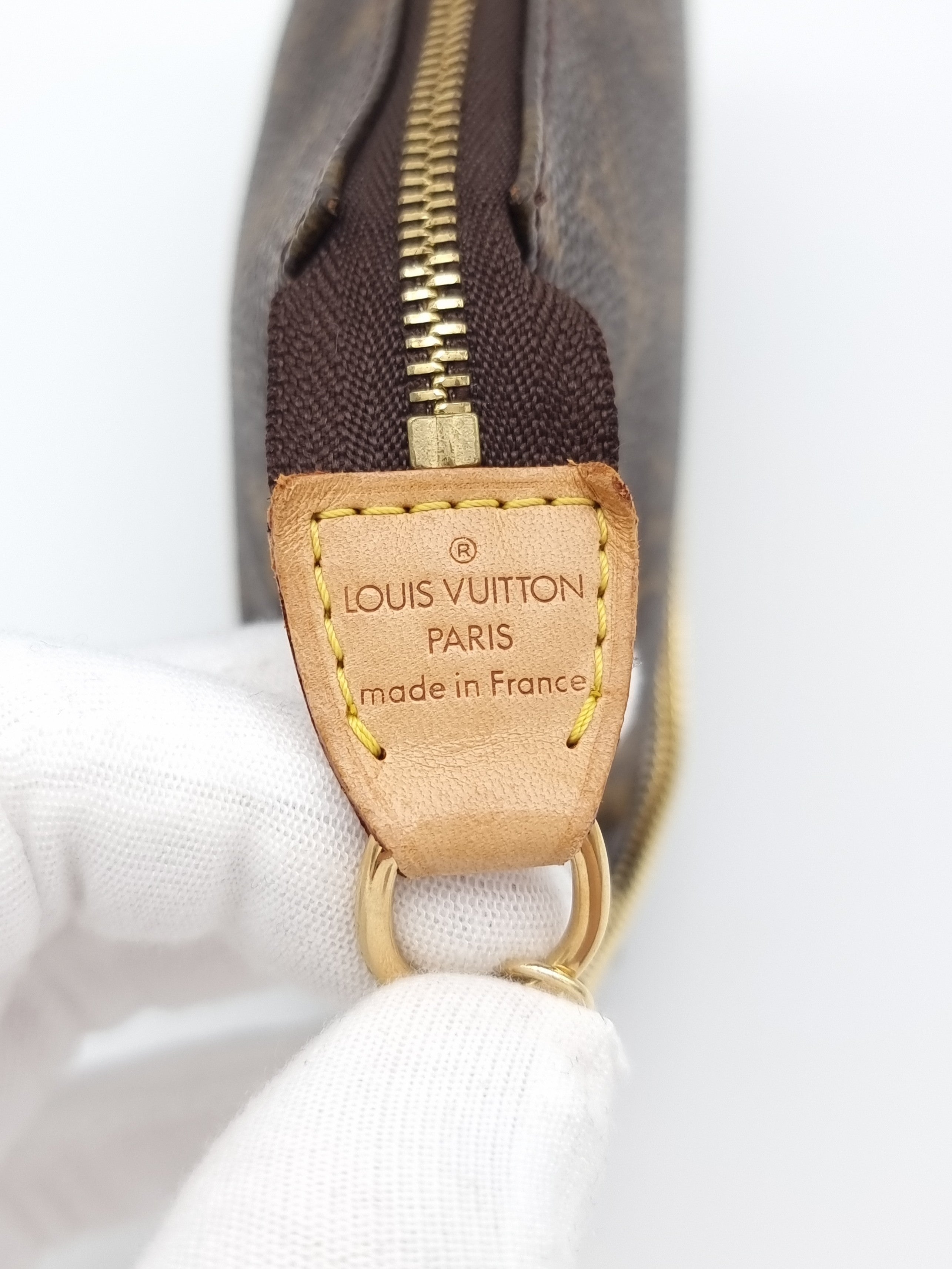 Louis Vuitton Pochette Accessoires