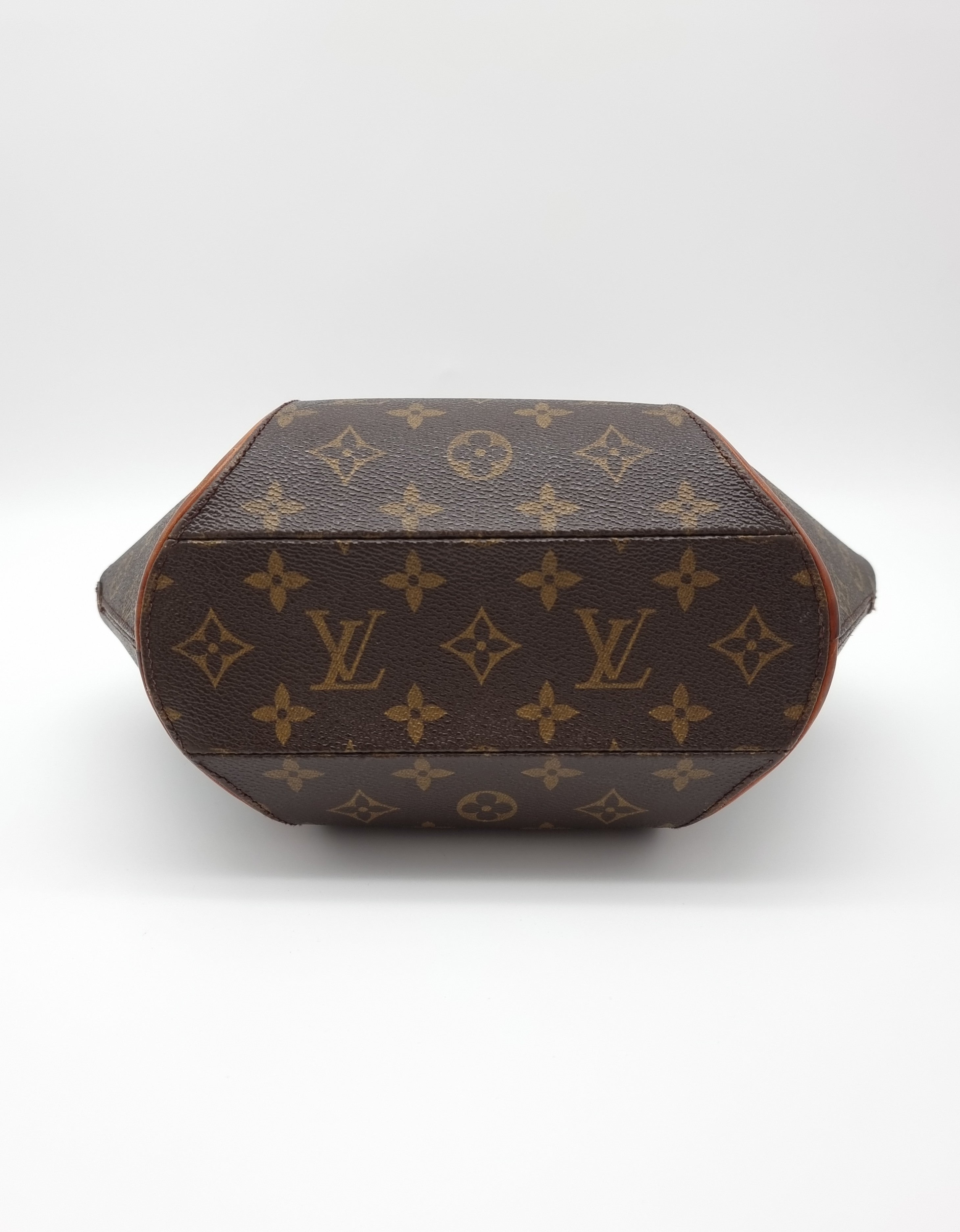 Louis Vuitton Ellipse MM