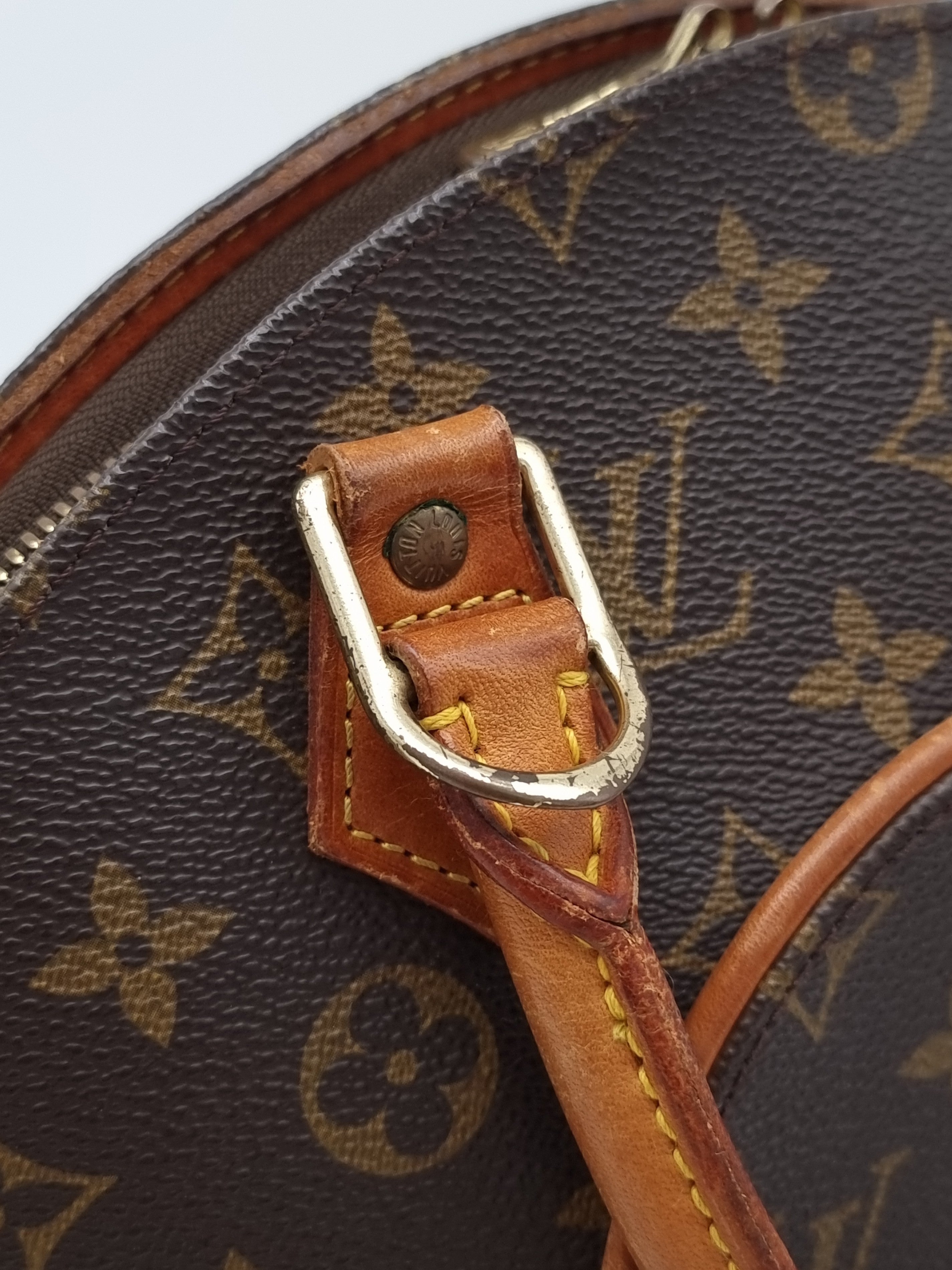 Louis Vuitton Ellipse MM