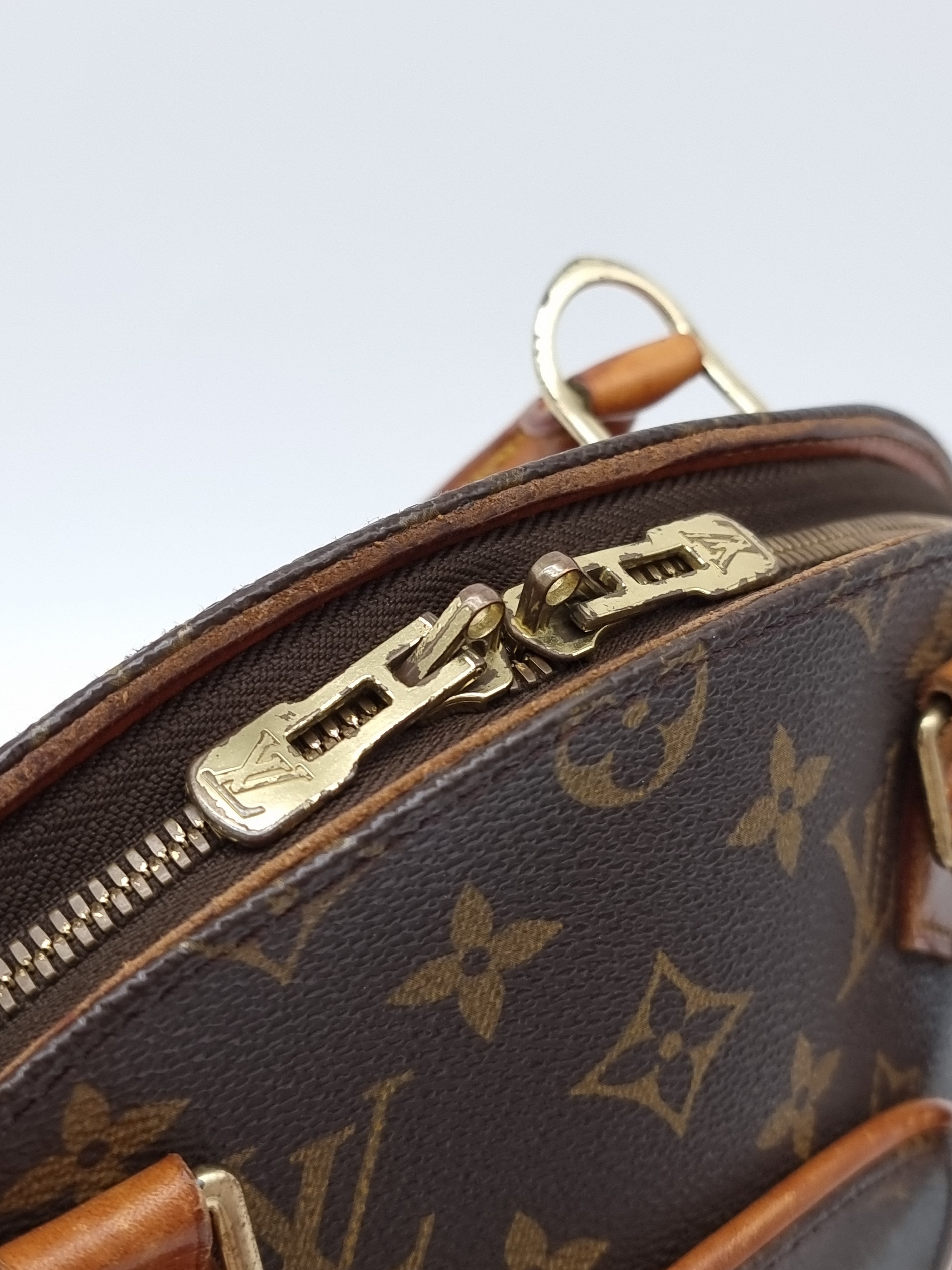 Louis Vuitton Ellipse MM