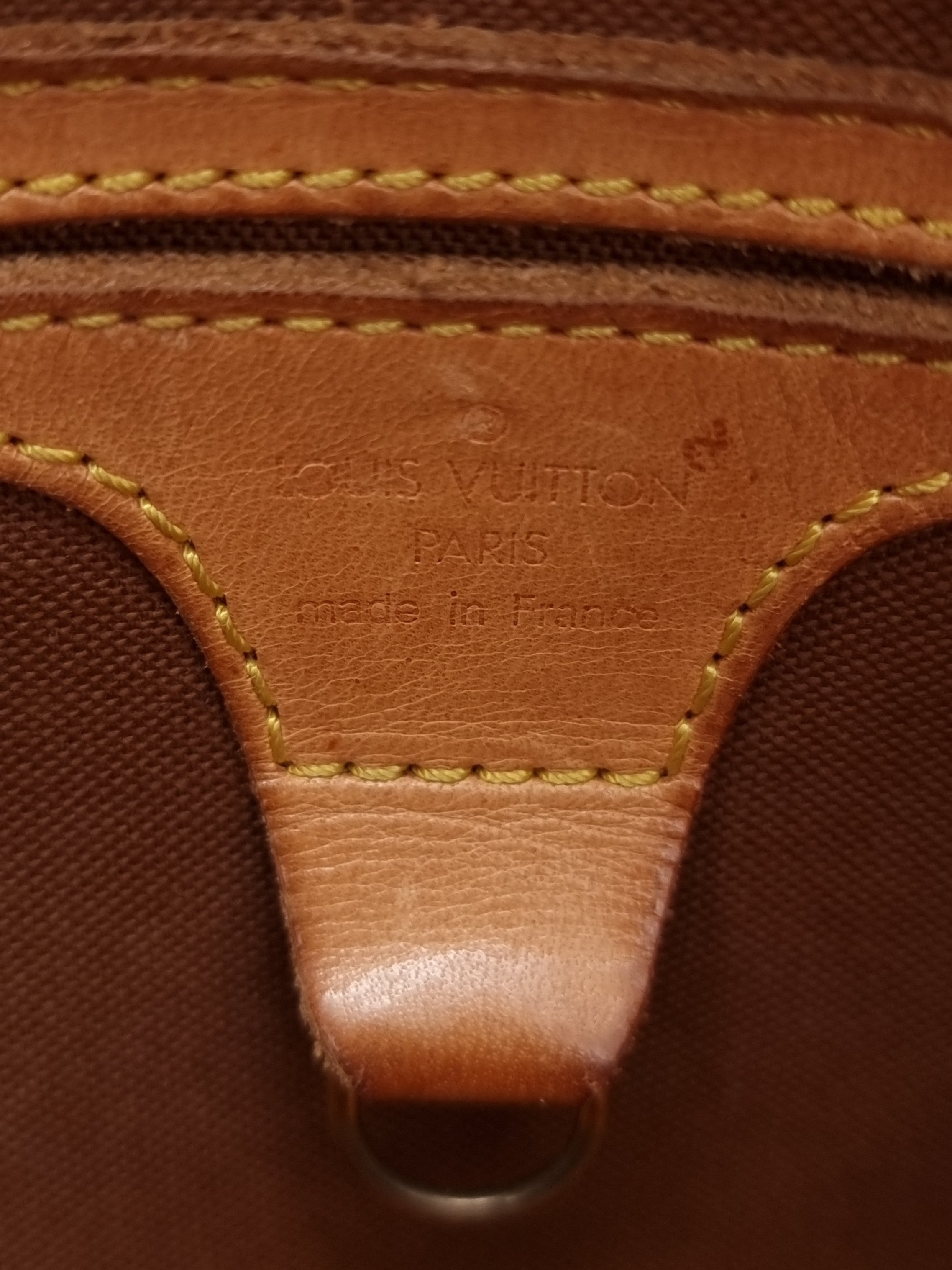 Louis Vuitton Ellipse MM
