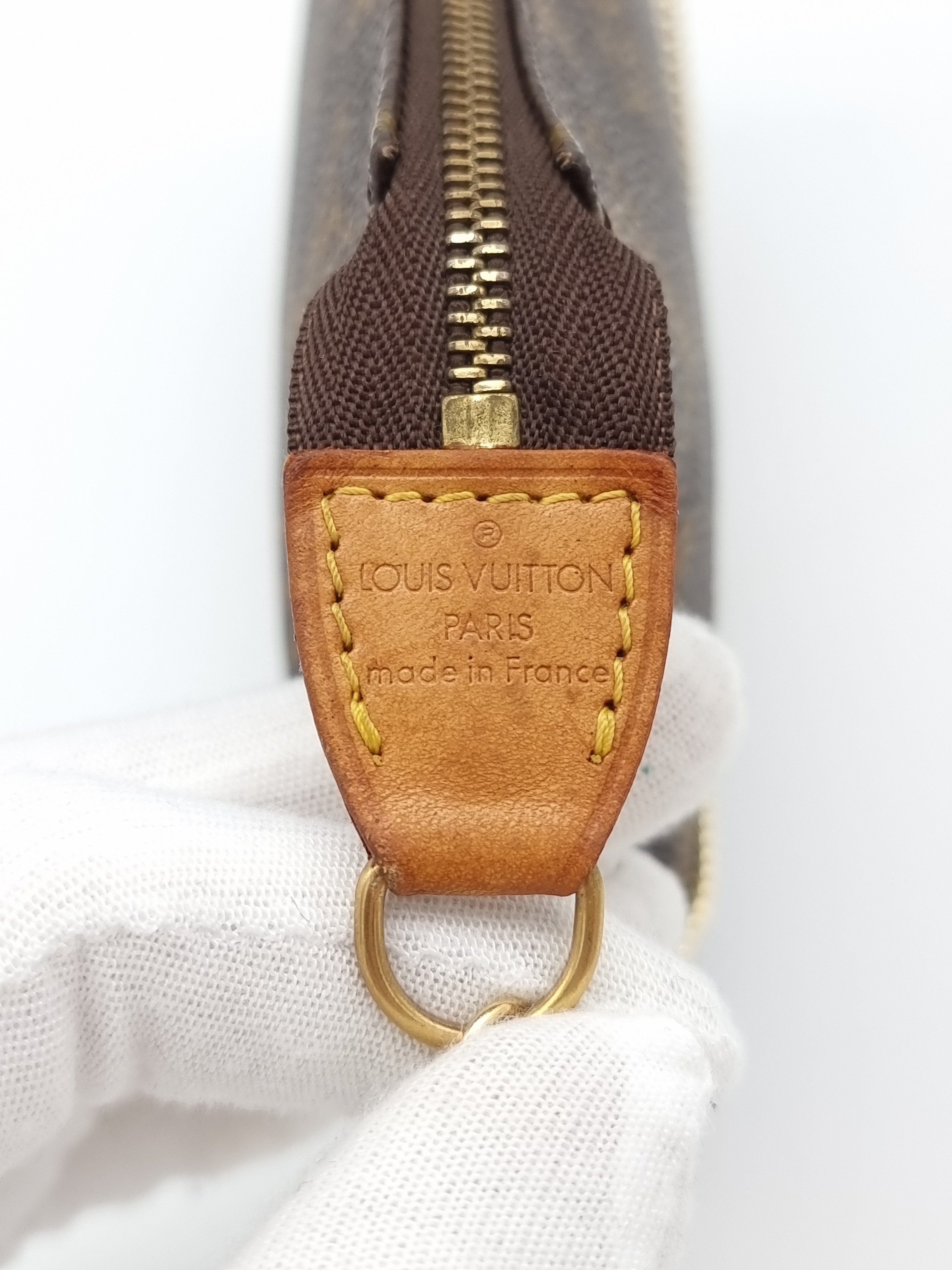 Louis Vuitton Pochette Accessoires