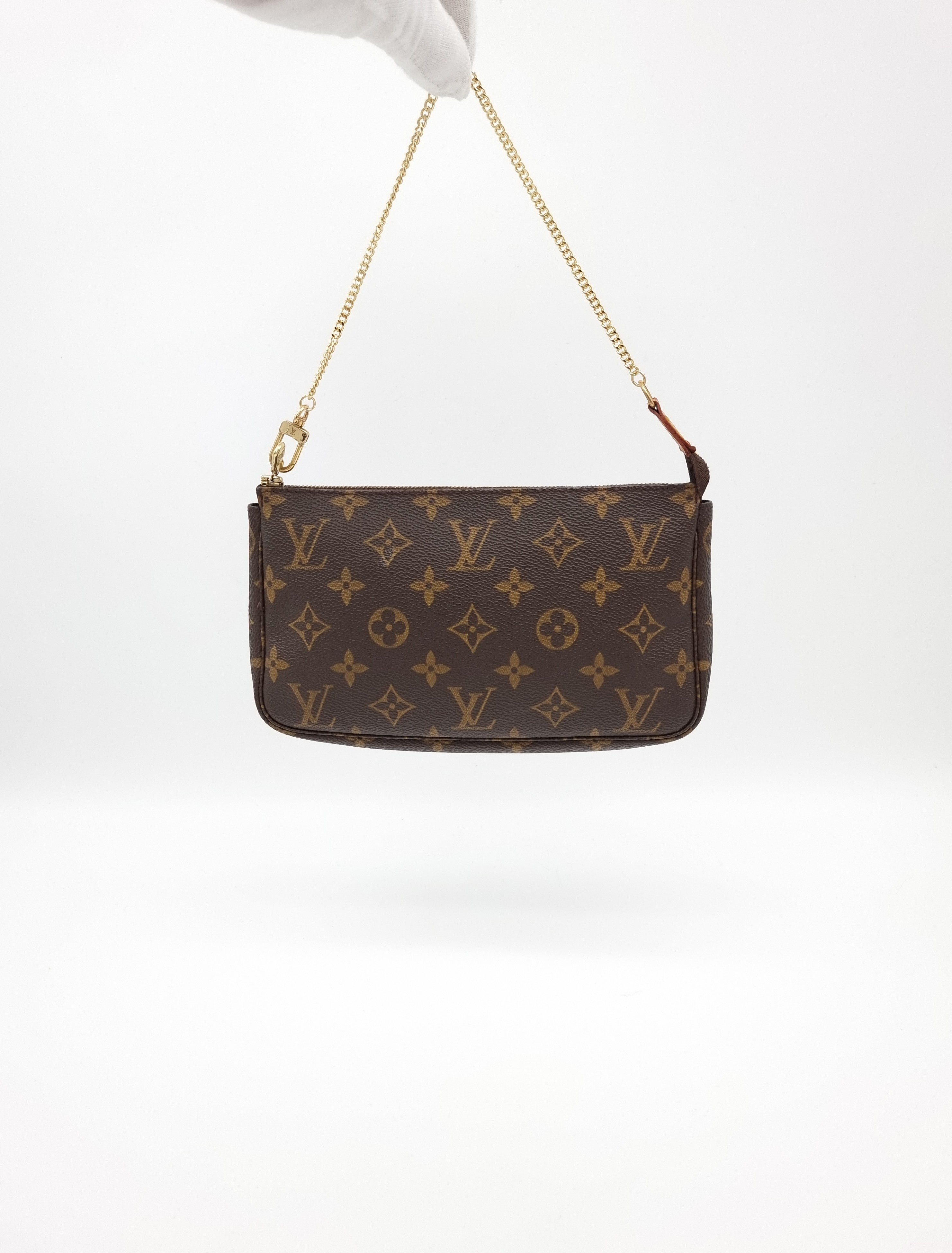 Louis Vuitton Pochette Accessoires