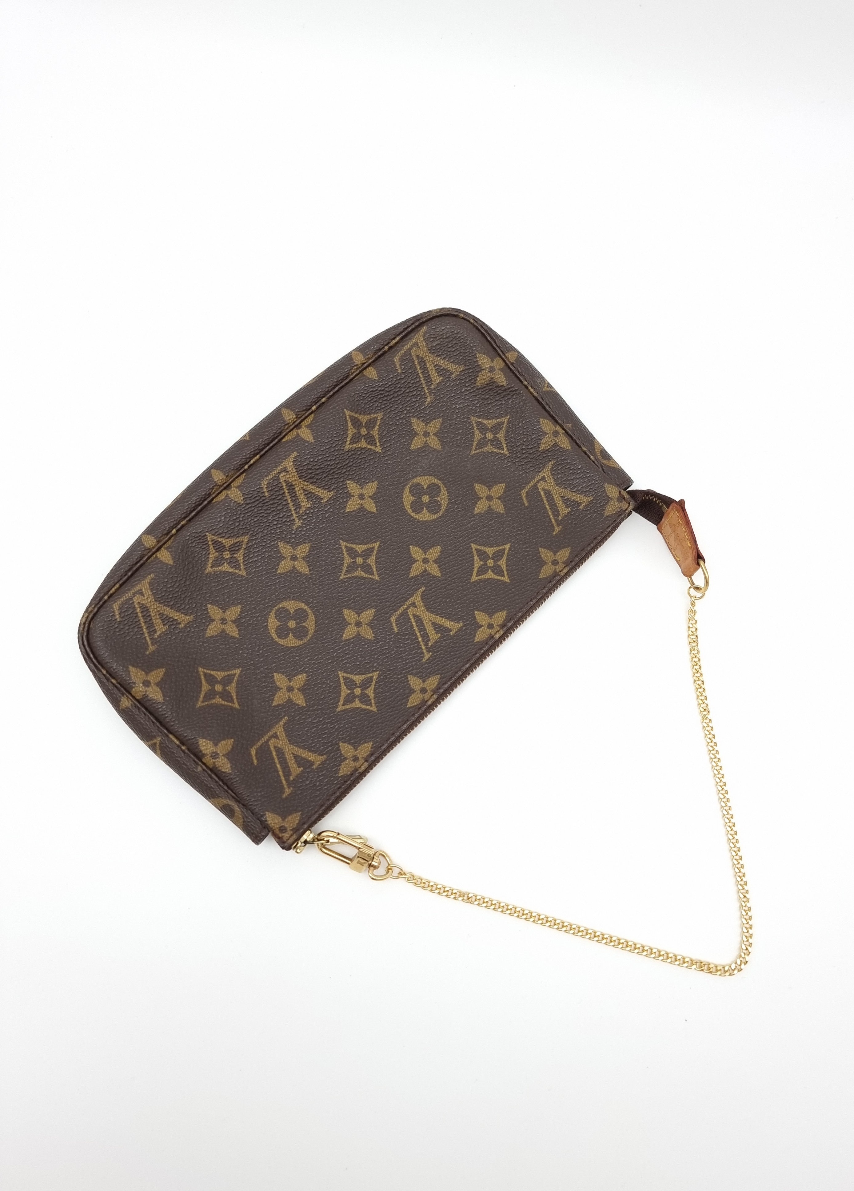 Louis Vuitton Pochette Accessoires