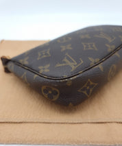 Louis Vuitton Pochette Accessoires