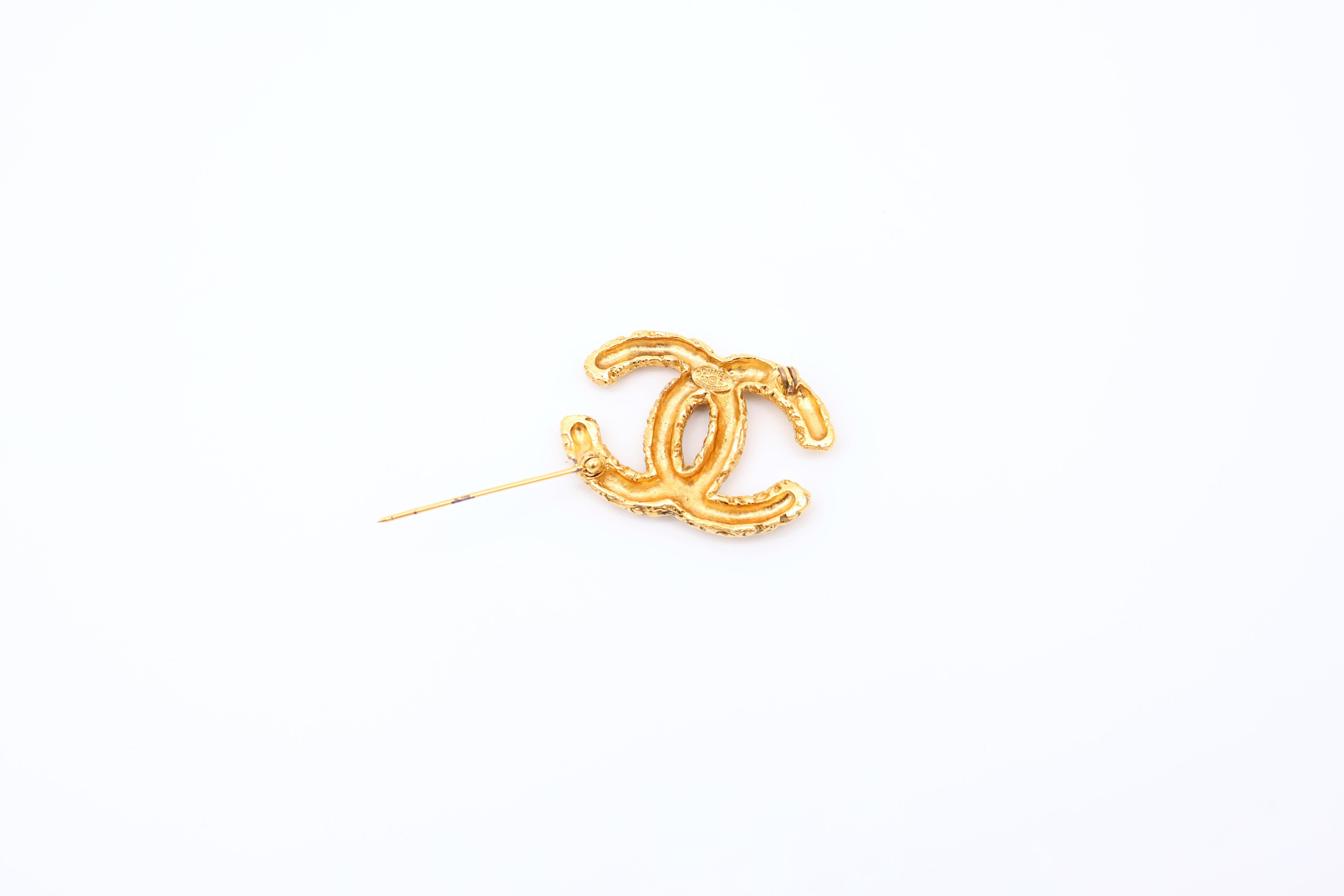Chanel CC Gold Brooch