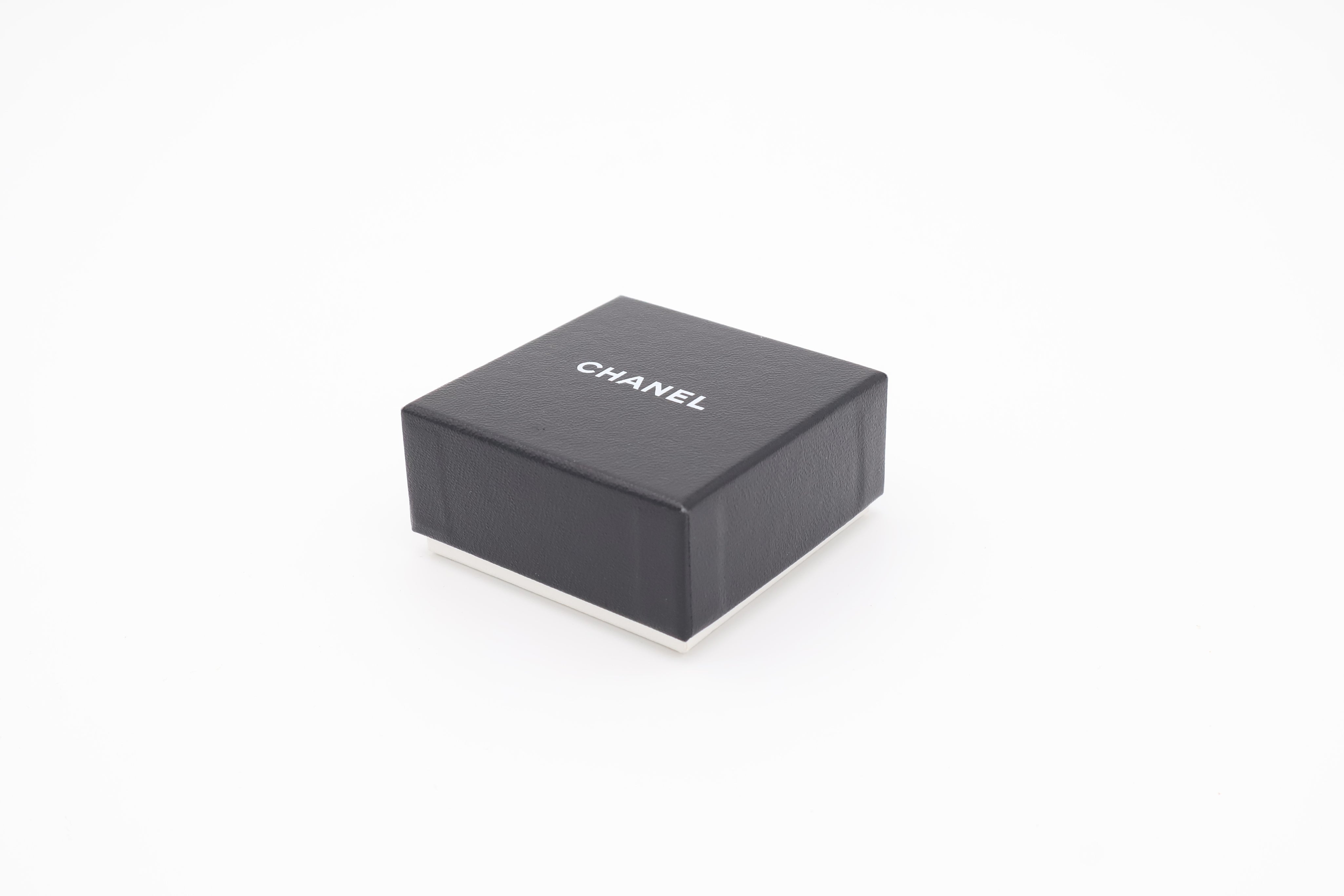 Chanel CC Gold Brooch