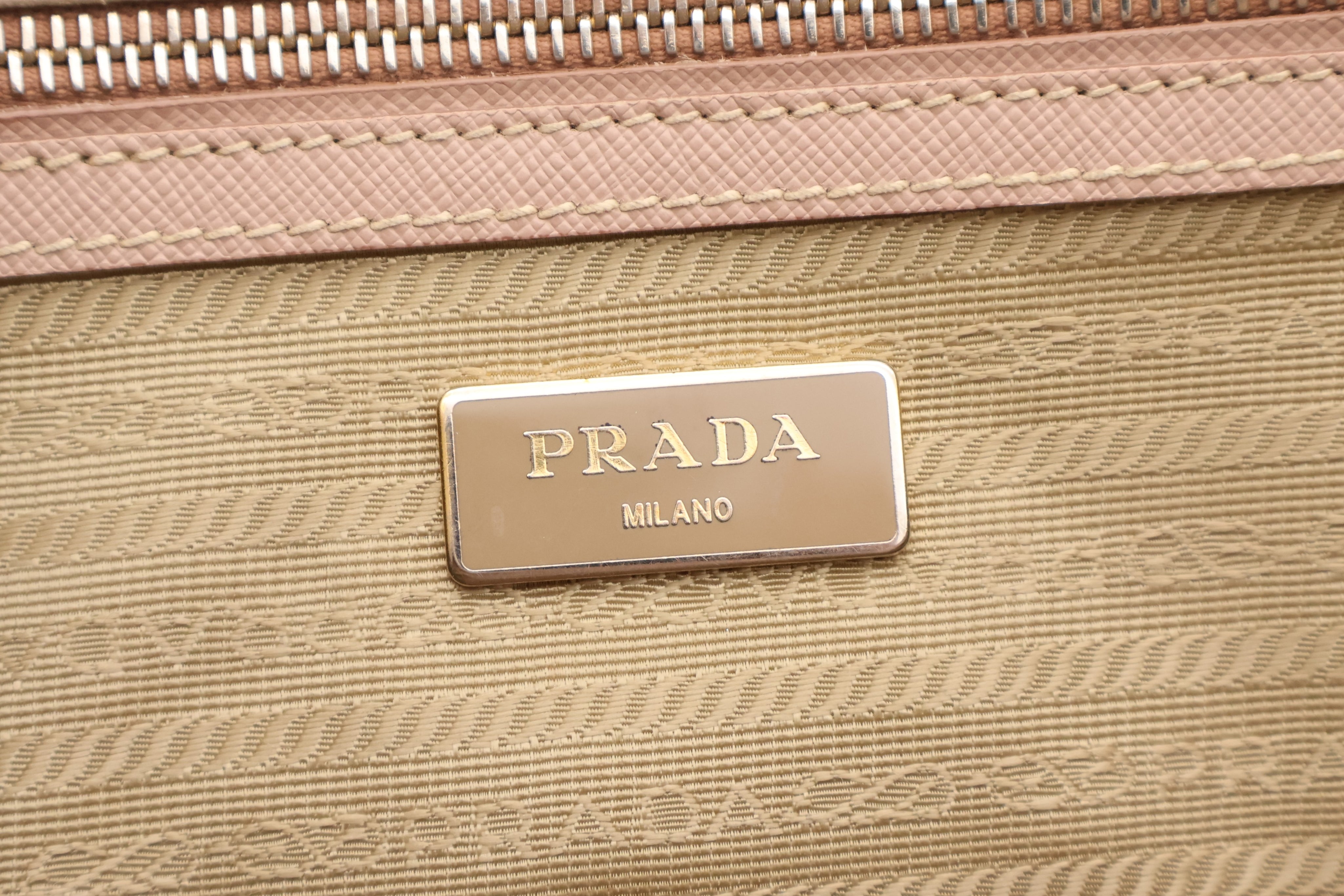 Prada Galleria Saffiano