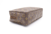 Louis Vuitton Trousse Toilette 28