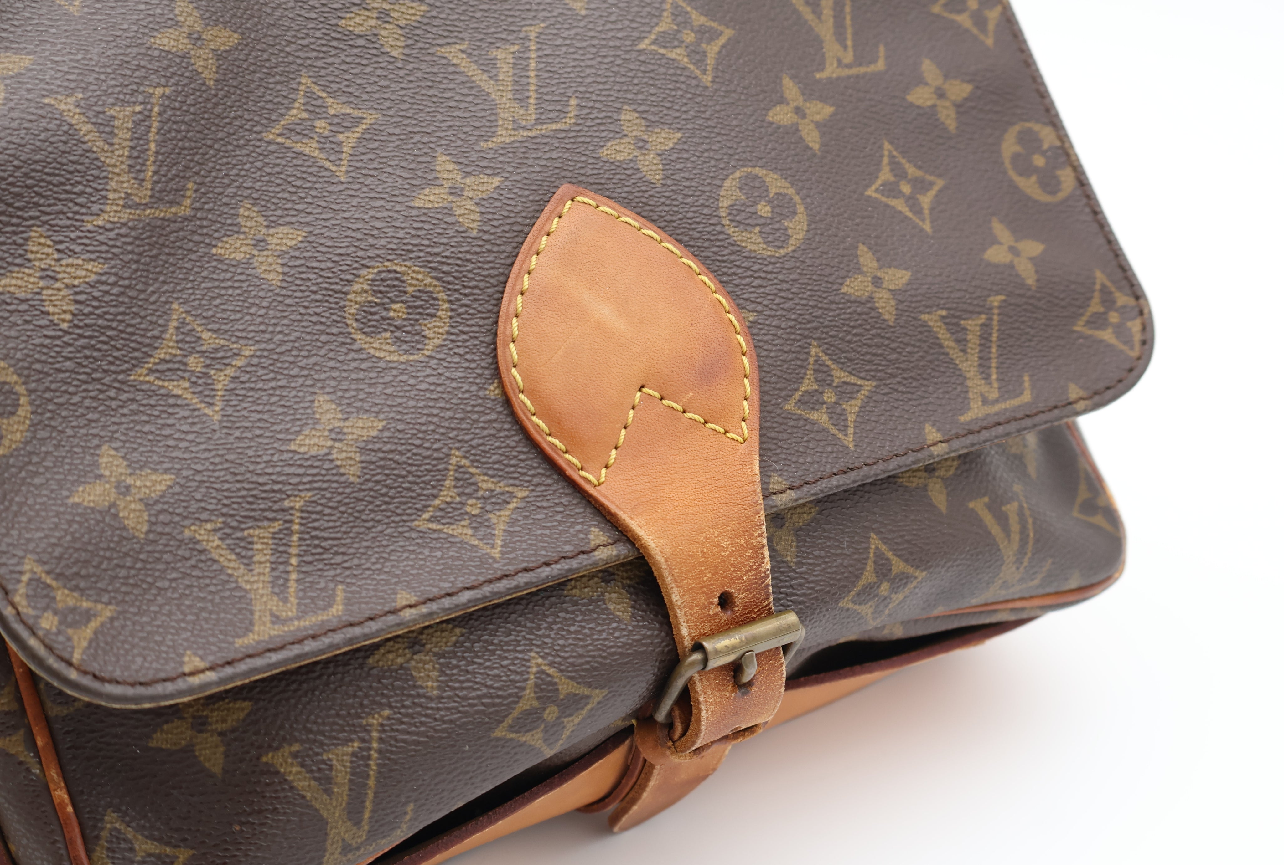 Louis Vuitton Cartouchiere GM