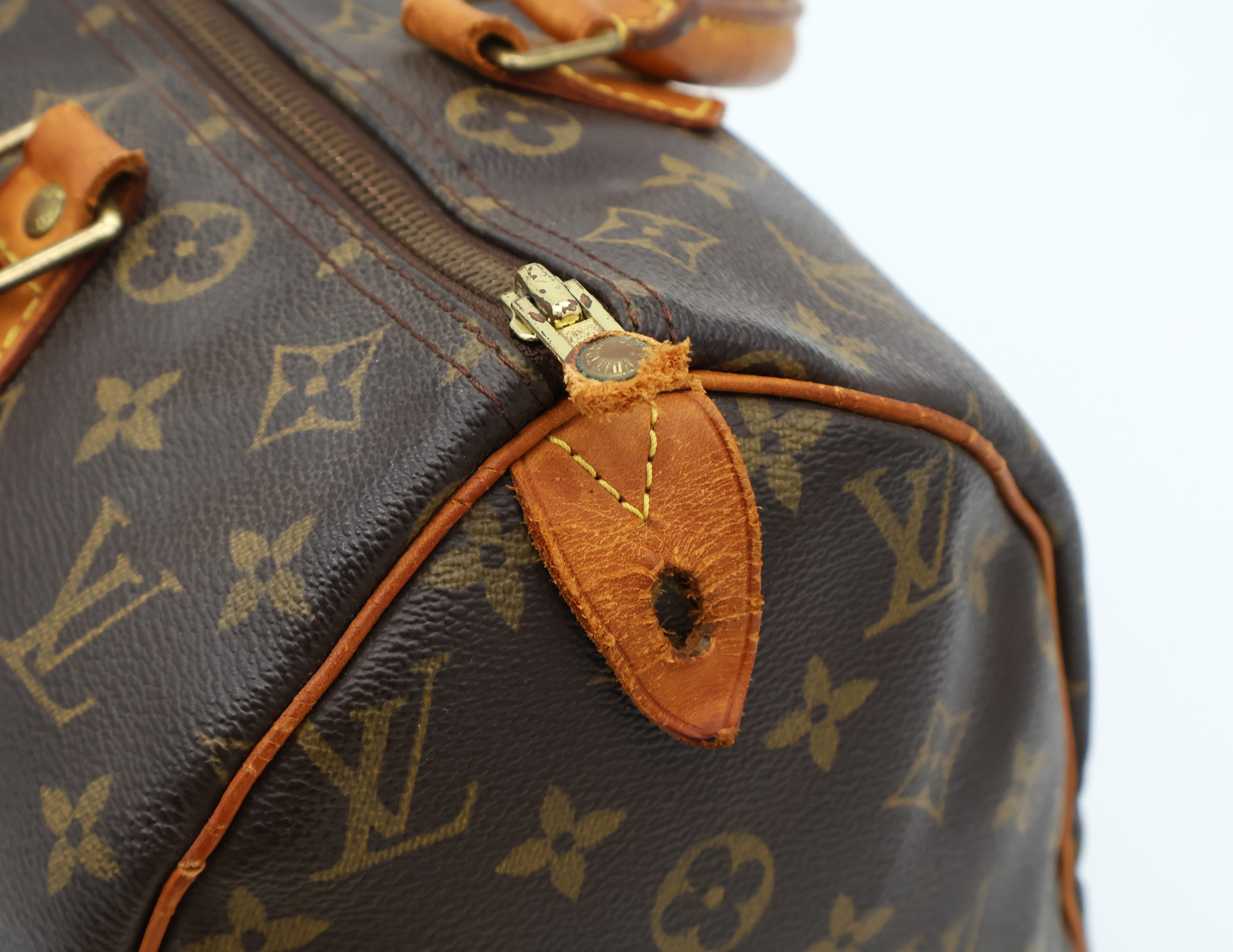 Louis Vuitton Speedy 30