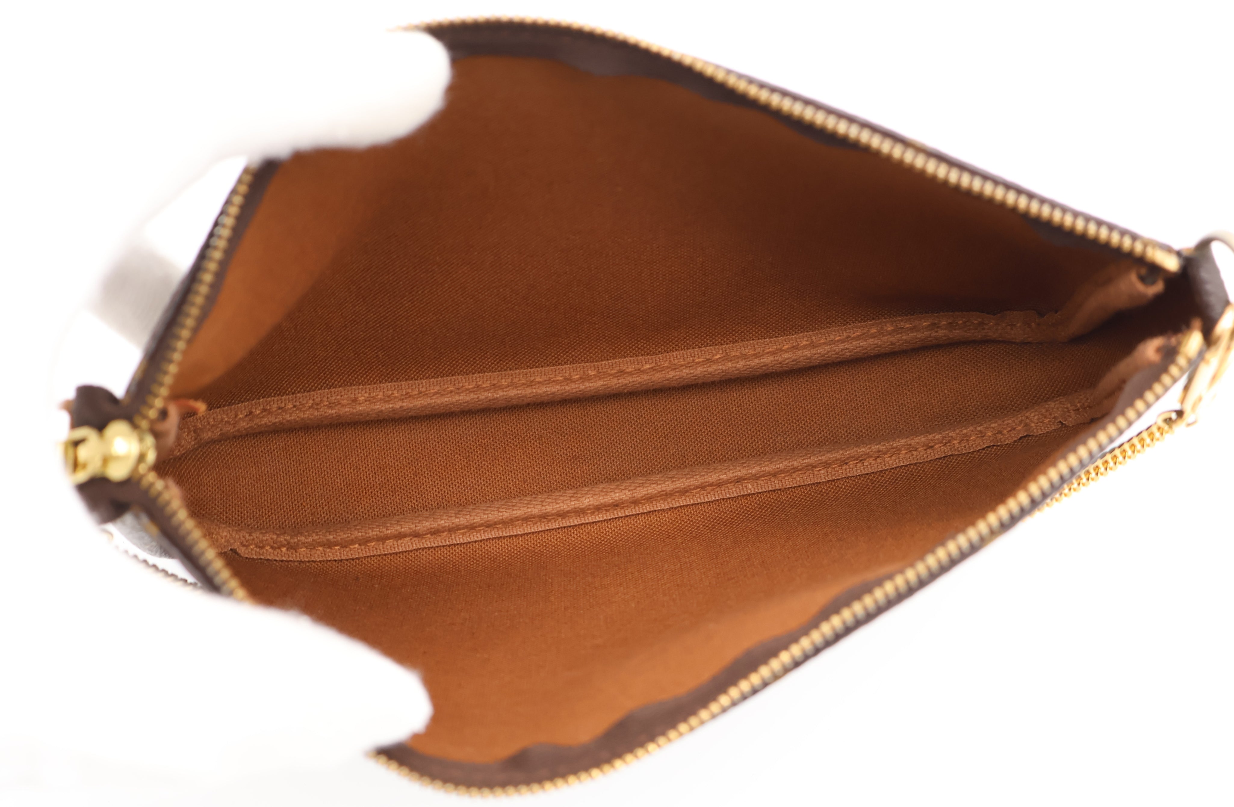 Louis Vuitton Pochette Accessoires