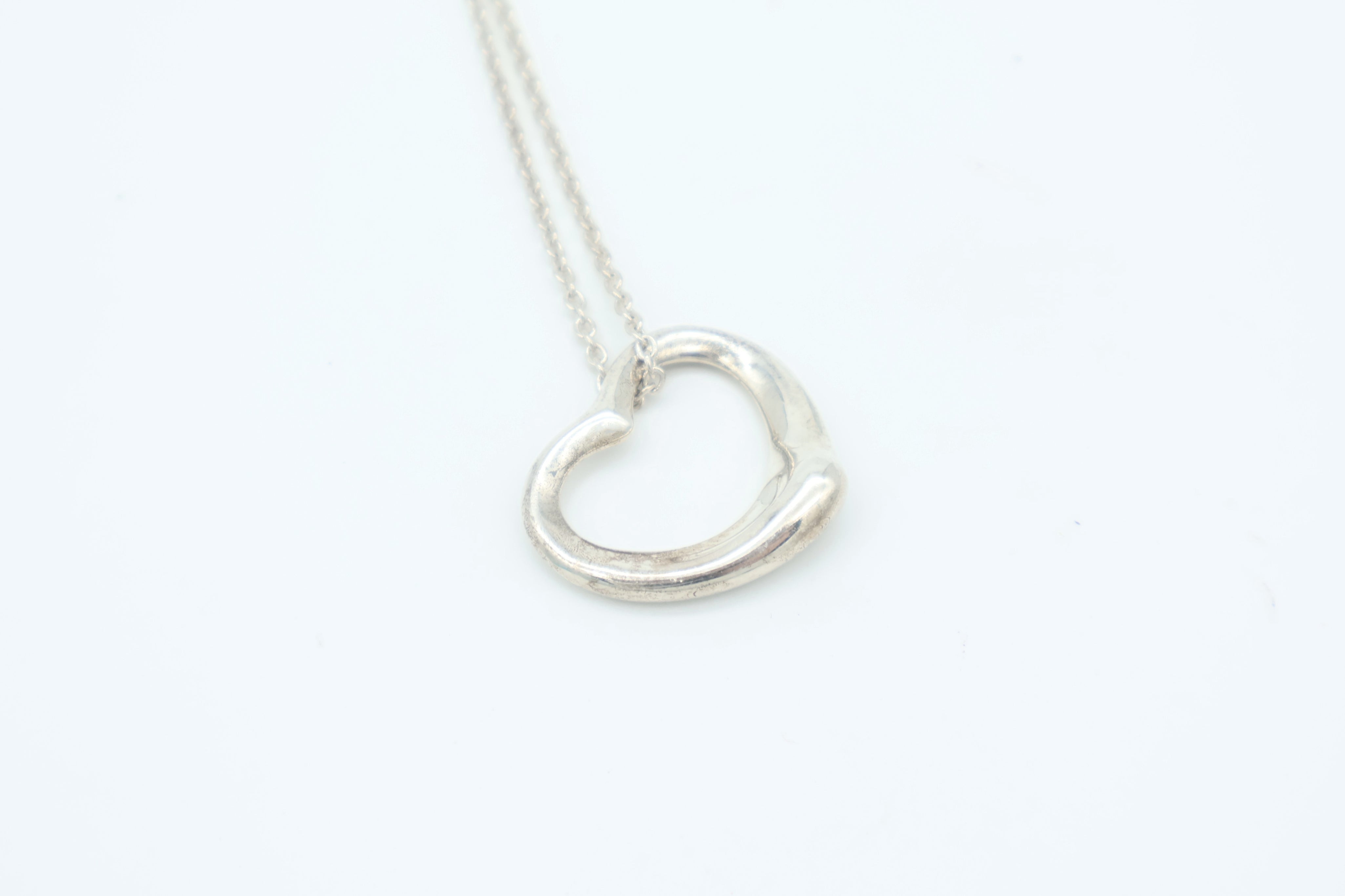 Tiffany & Co. Open Heart Kaulakoru