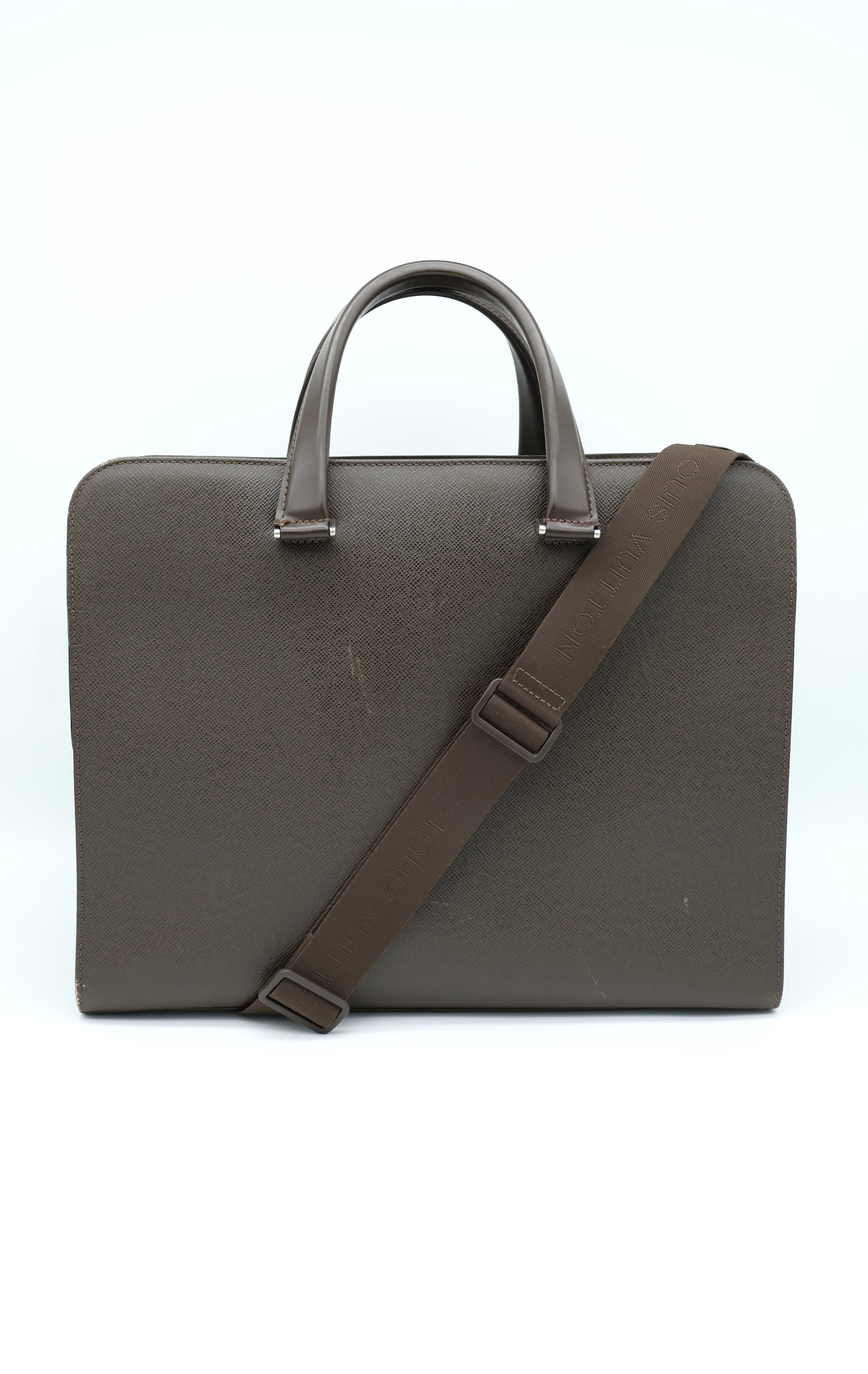 Louis Vuitton Nevsky Taiga – Luxor Finland