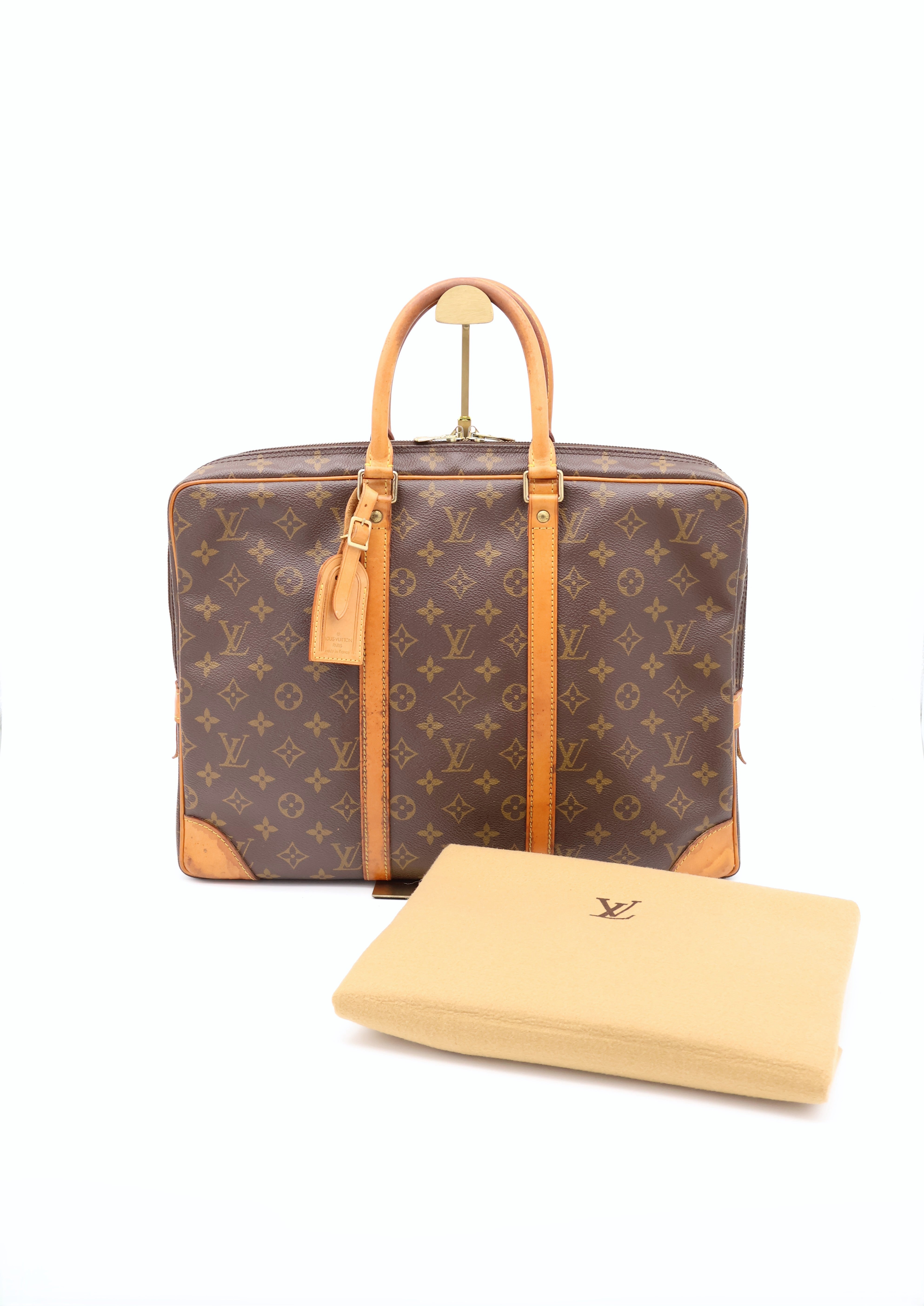 Louis Vuitton Porte Documents Voyage