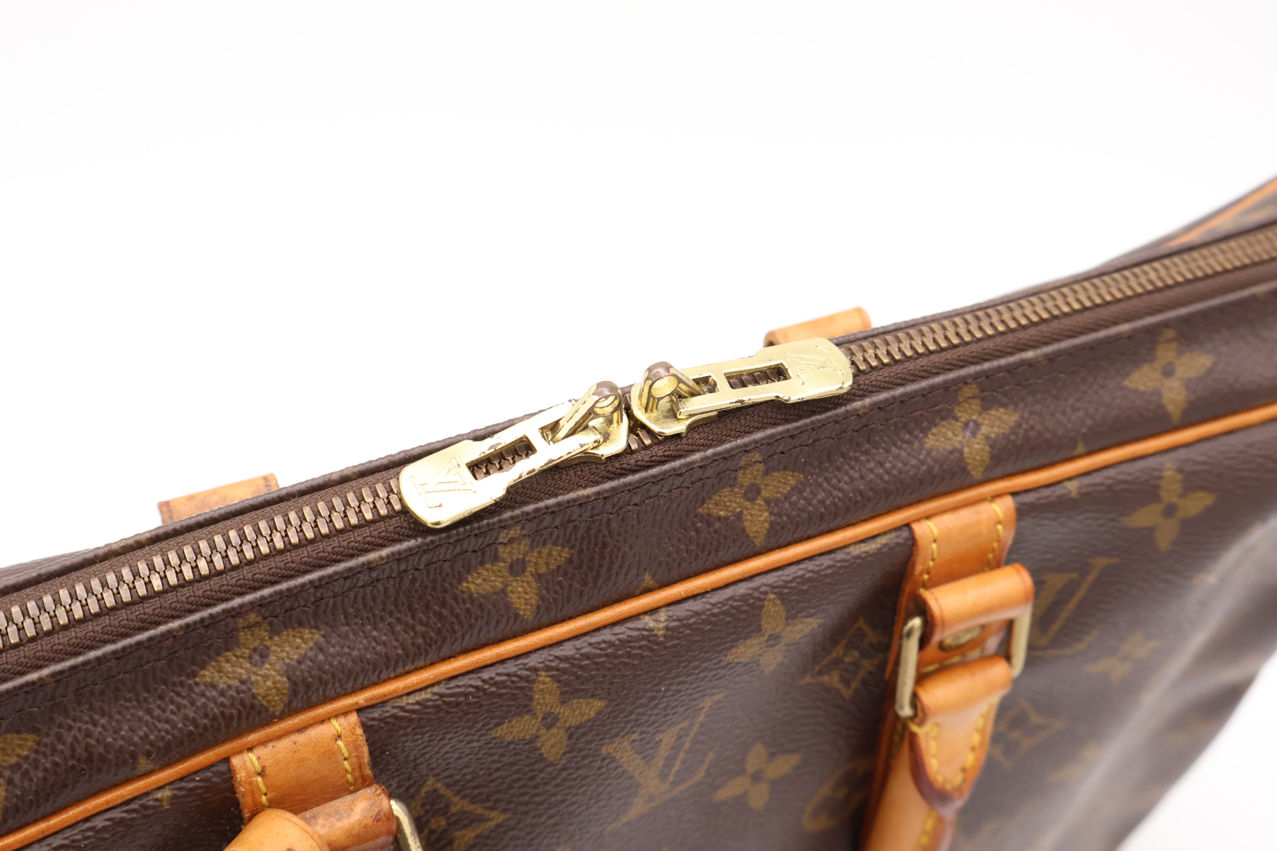 Louis Vuitton Porte Documents Voyage