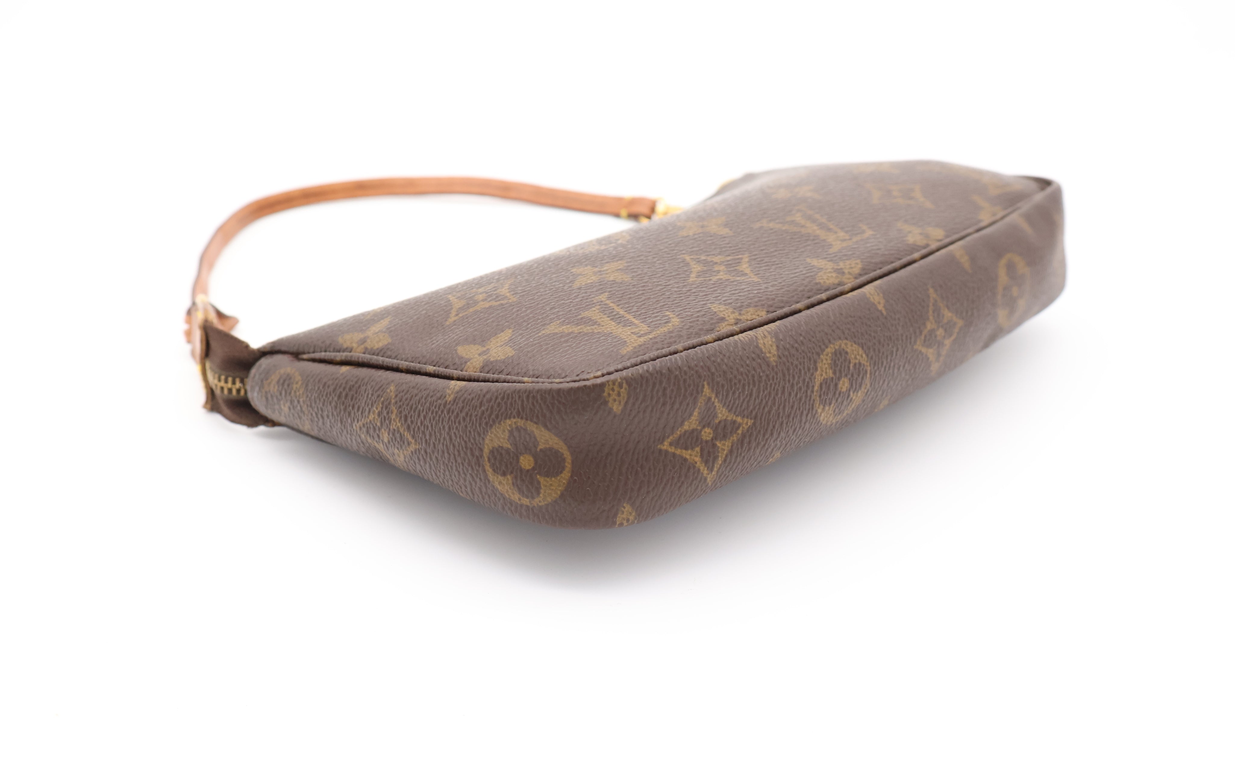 Louis Vuitton Pochette Accessoires