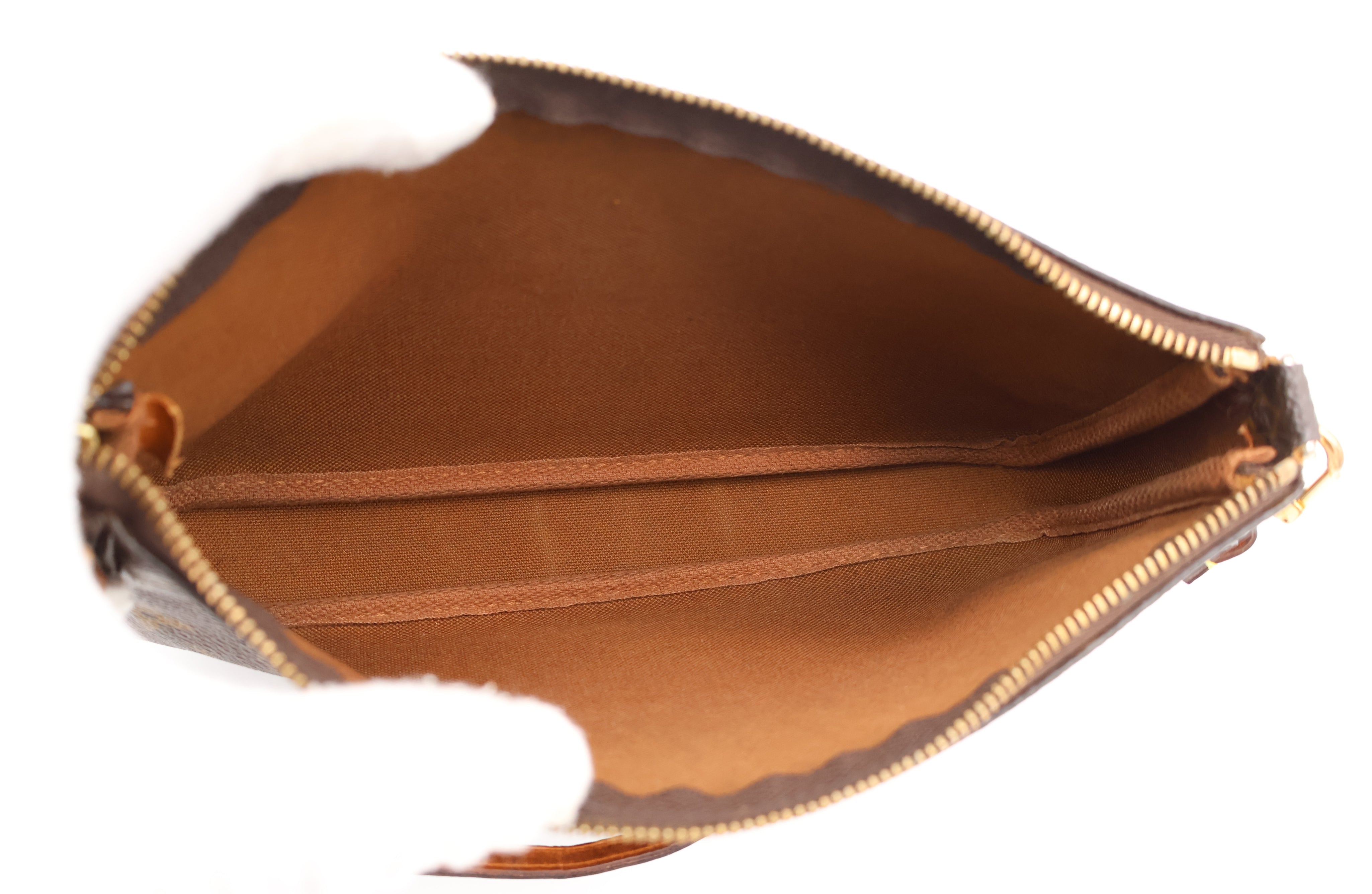 Louis Vuitton Pochette Accessoires